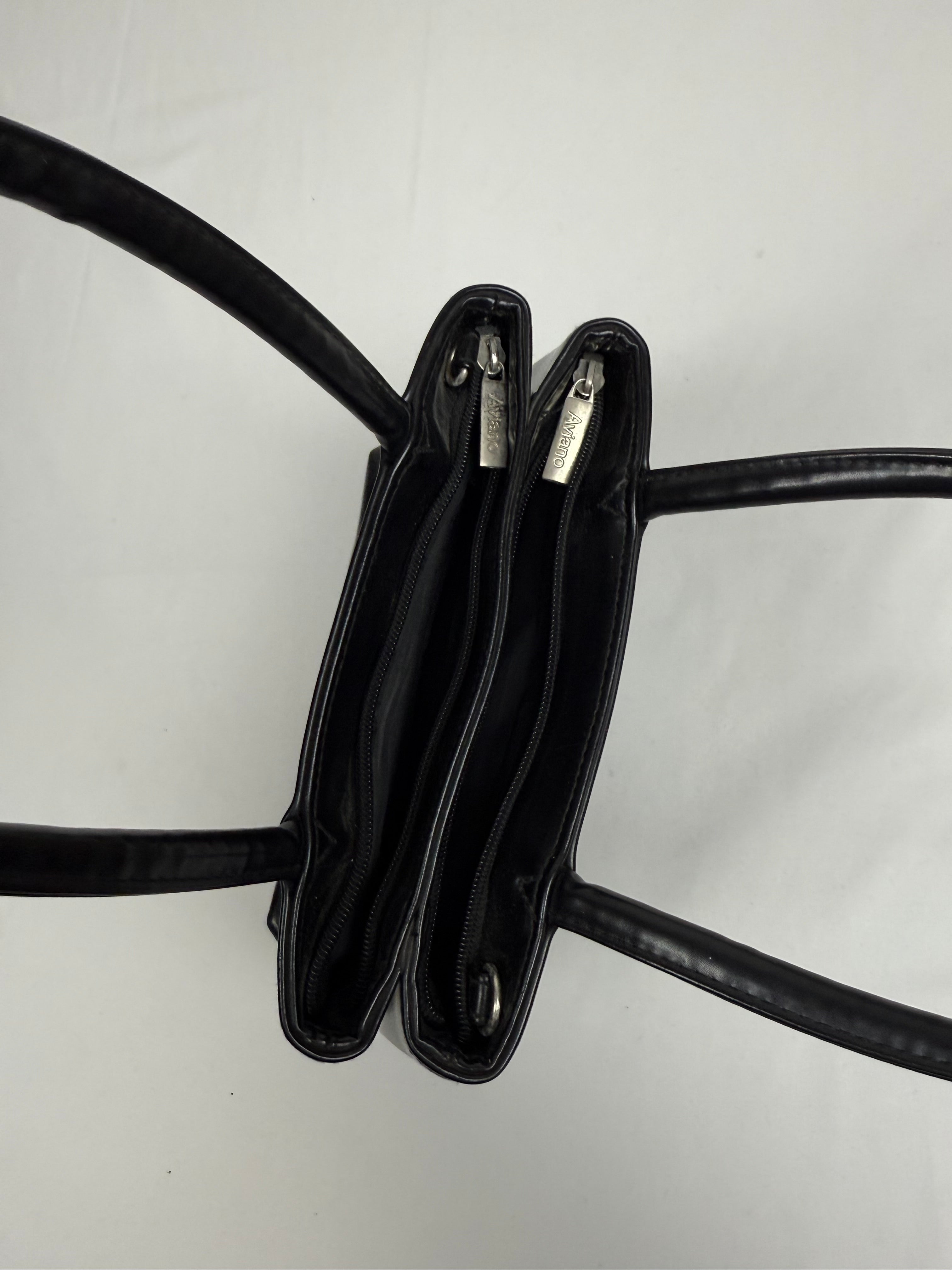 Black pvc leather mini handbag (22x23cm)