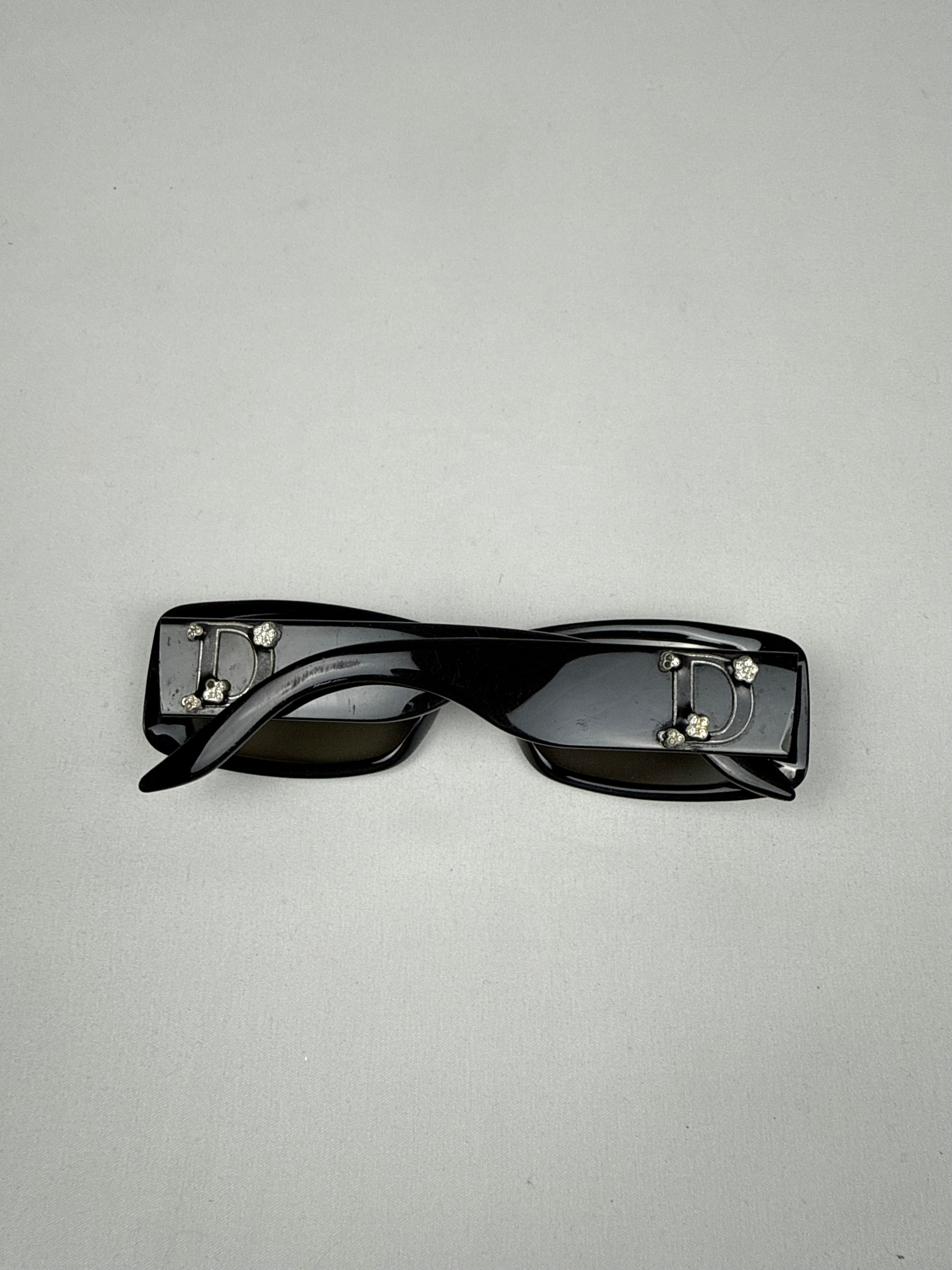 Black rhinestones sunglasses