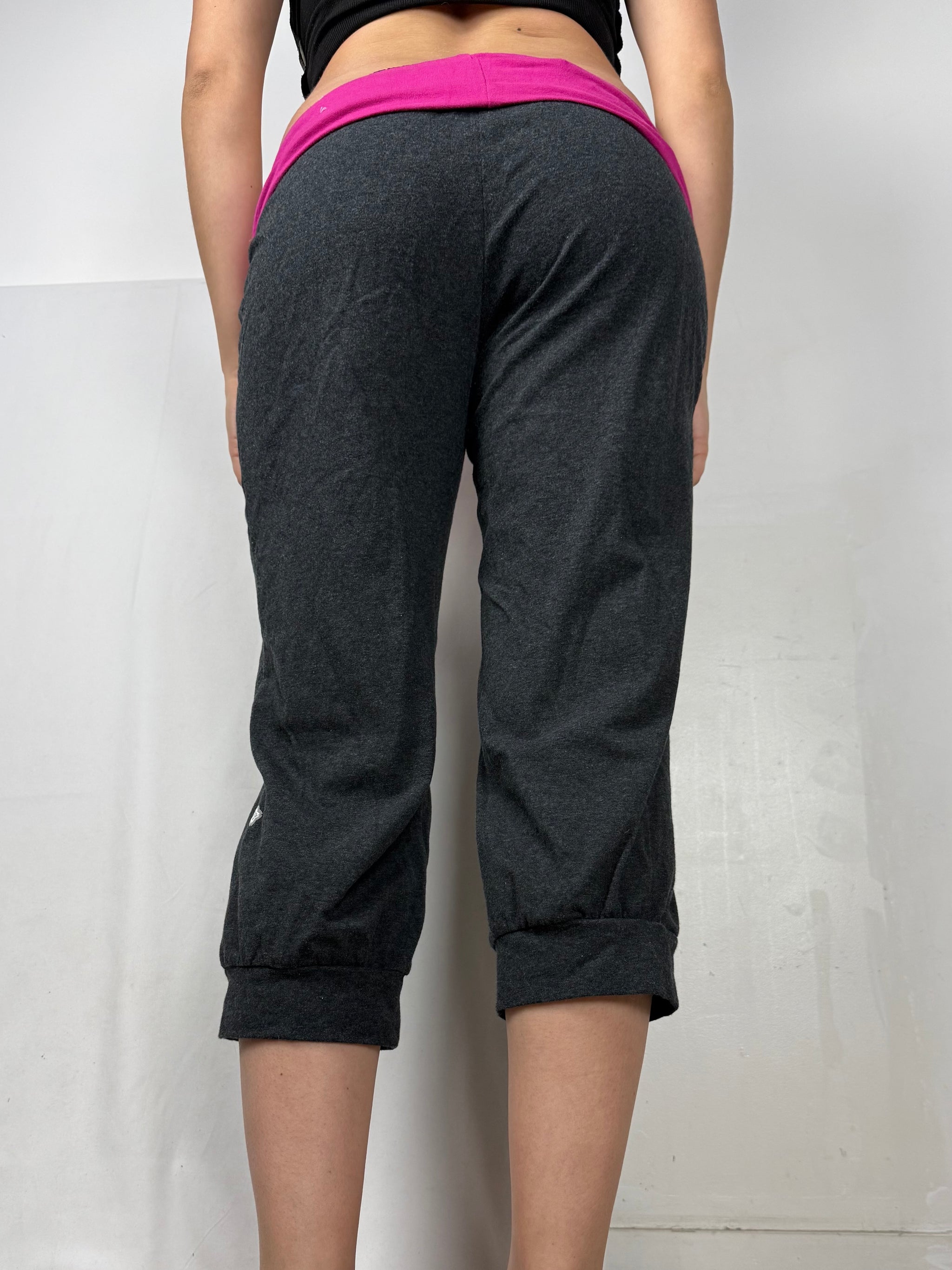 Grey & pink low waist capri joggers pants (L)