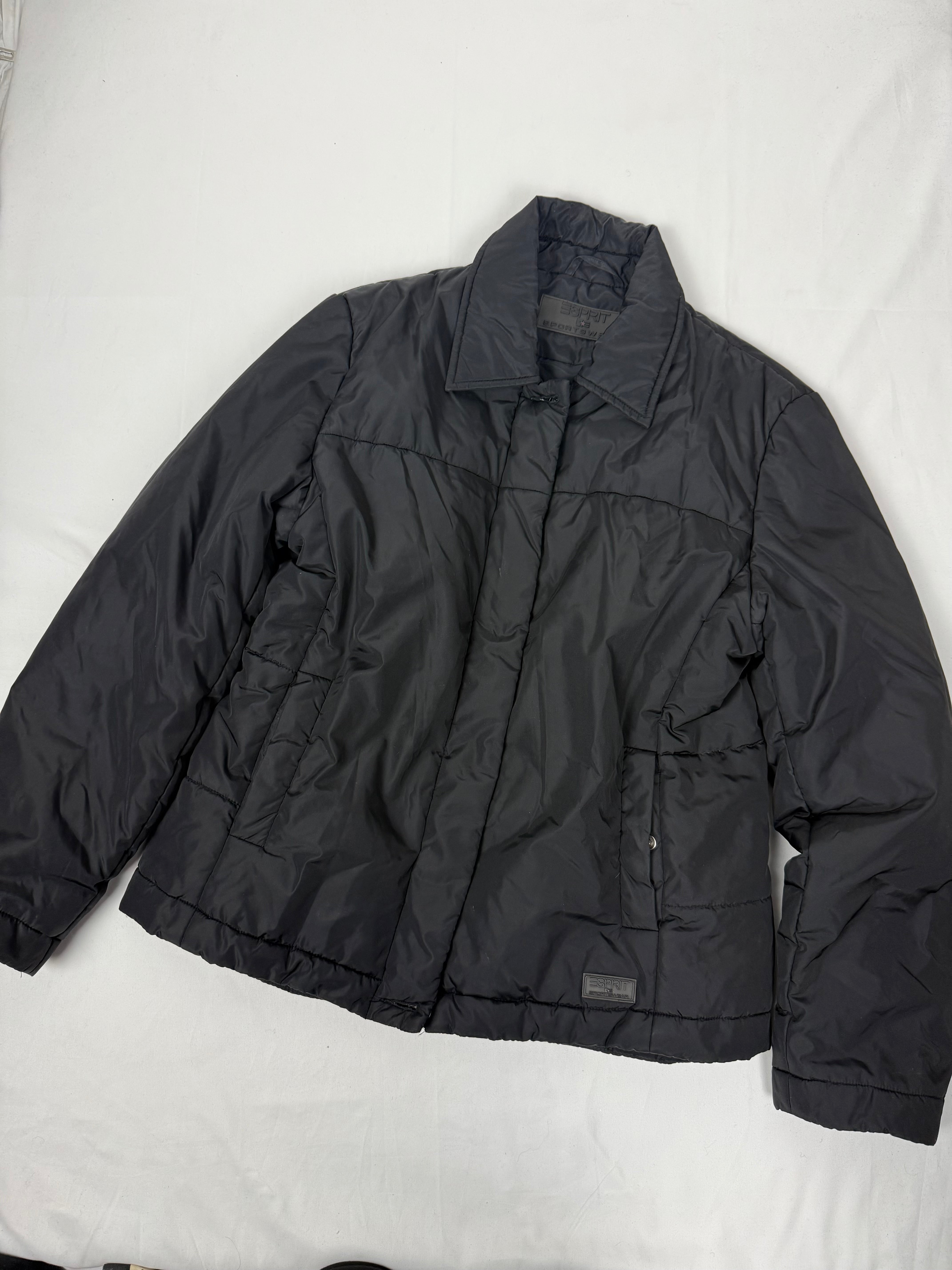 Black zip up lightweight puffer jacket (L)