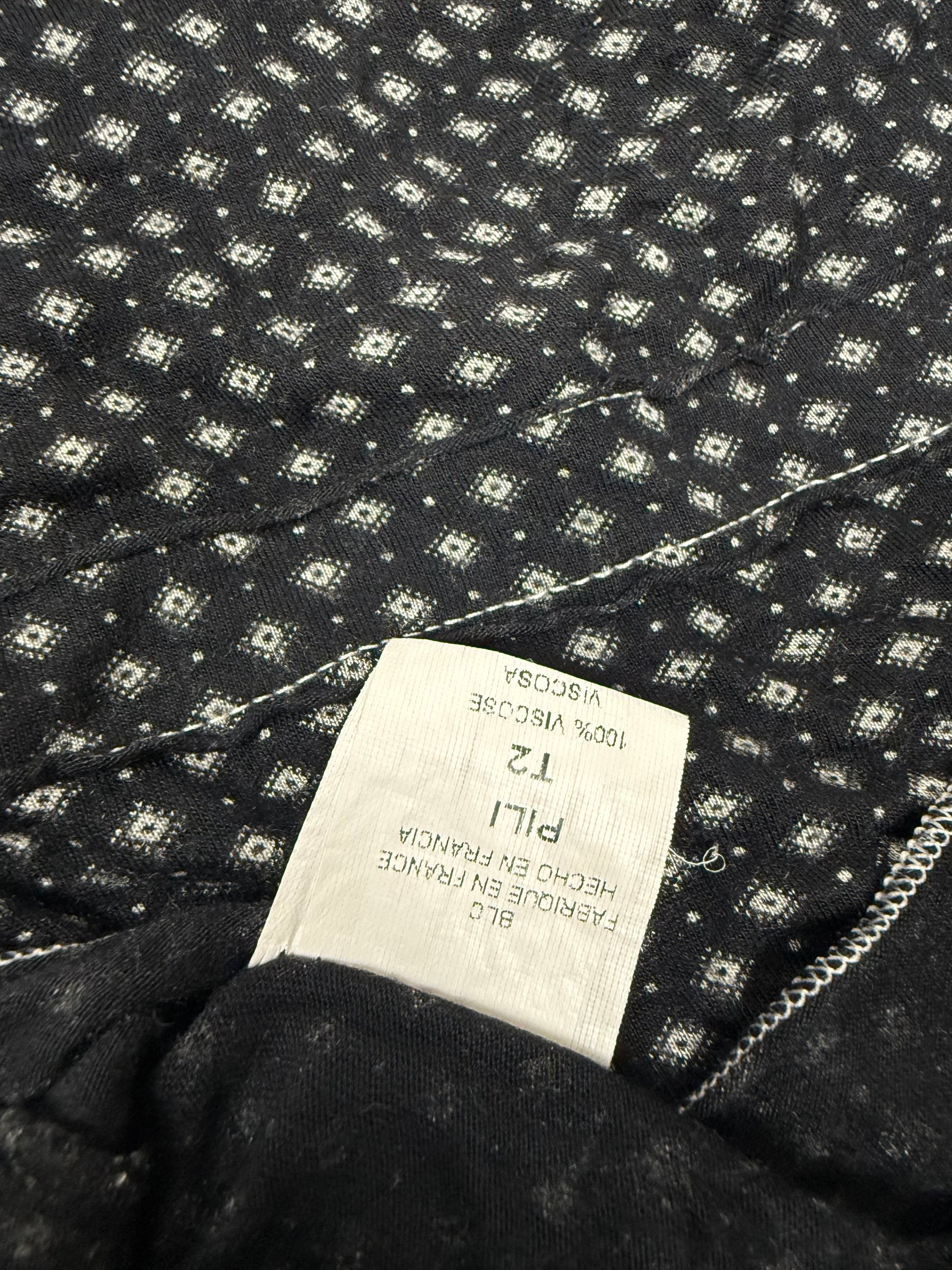 Black V neck long sleeves top (S/M)