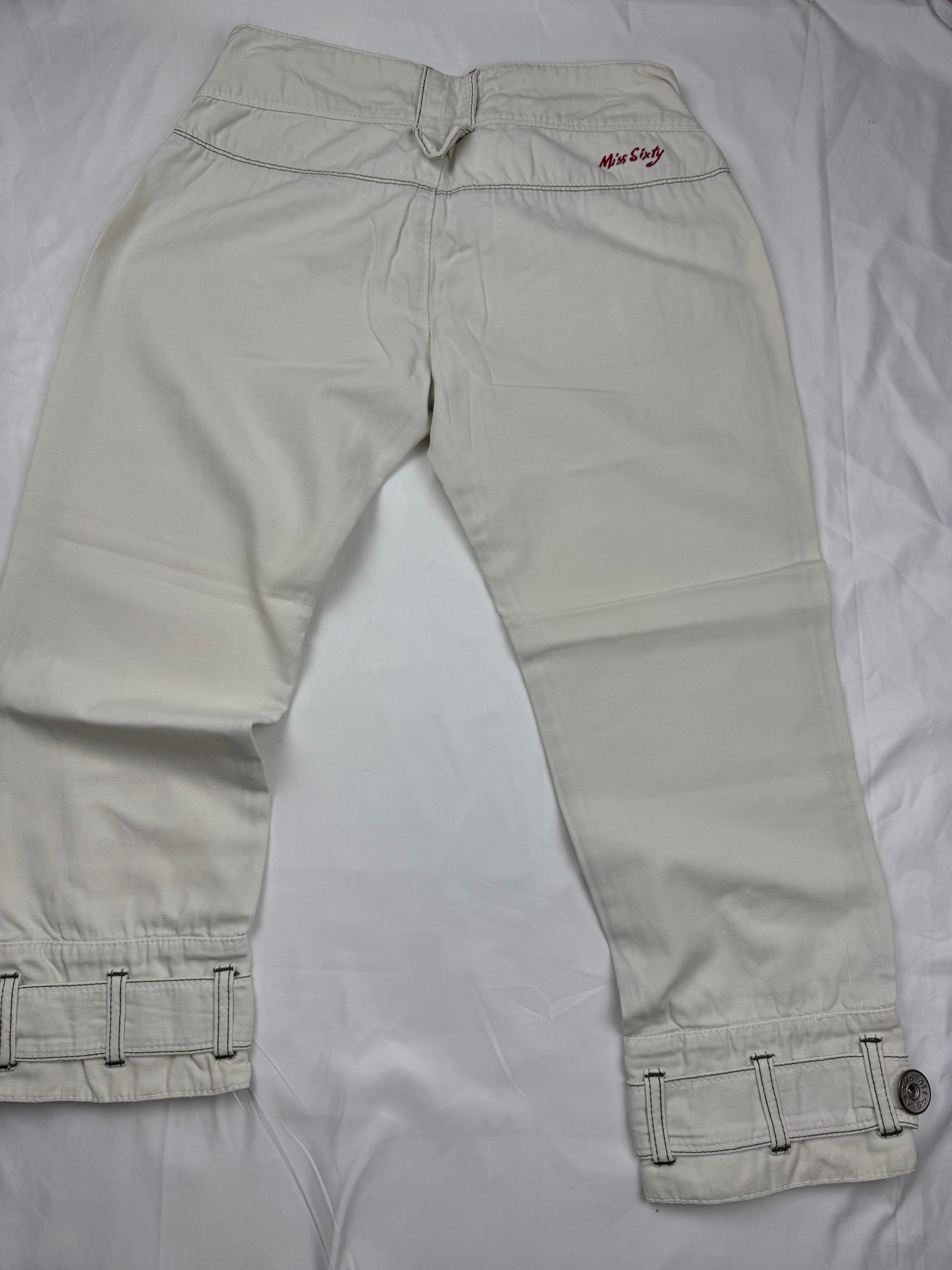 White denim low waist capri pants (S/M)