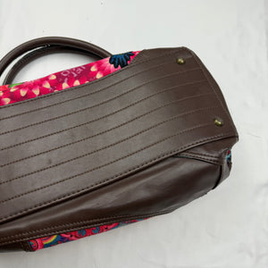Pink graphic shoulder bag