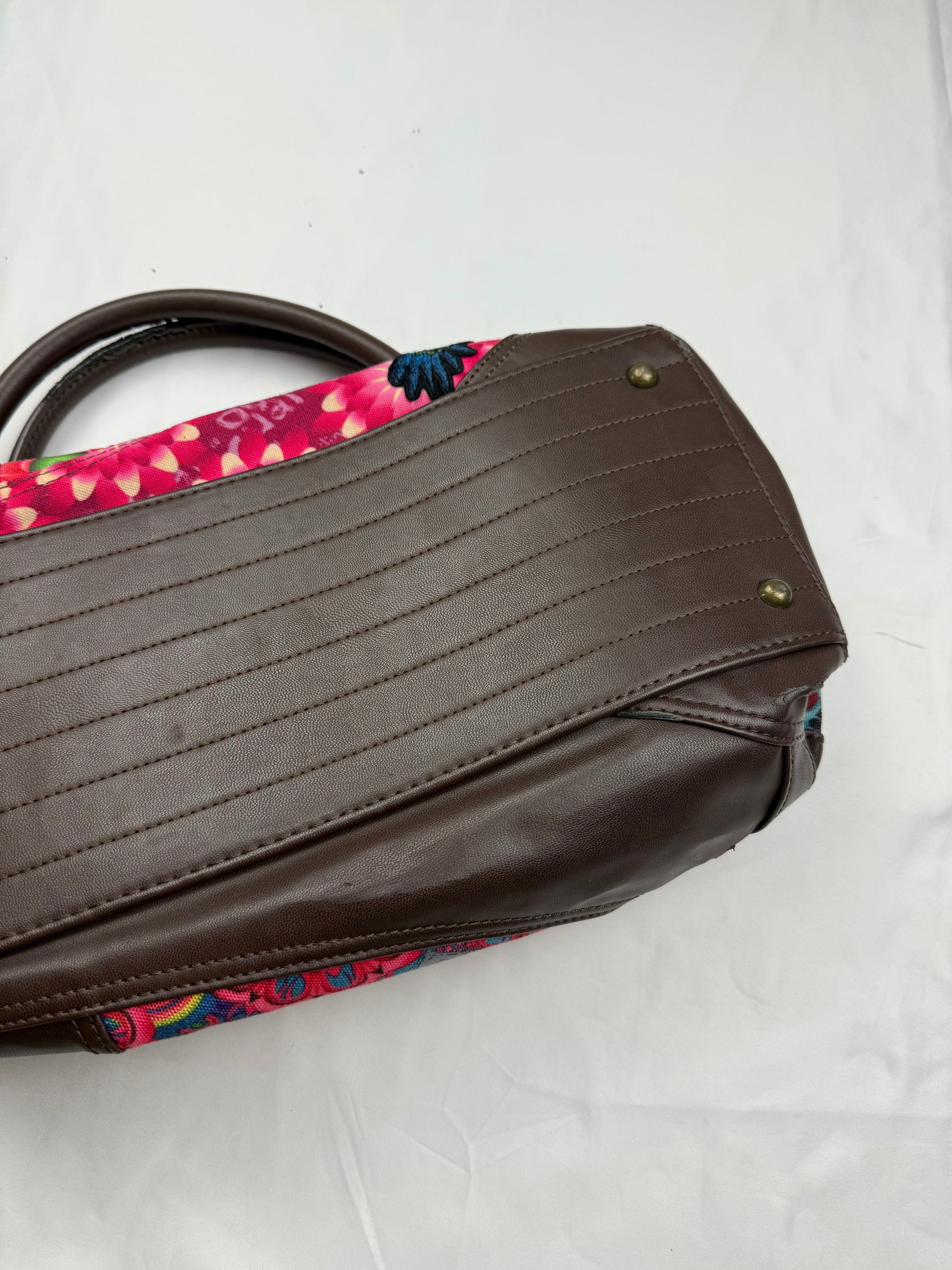 Pink graphic shoulder bag