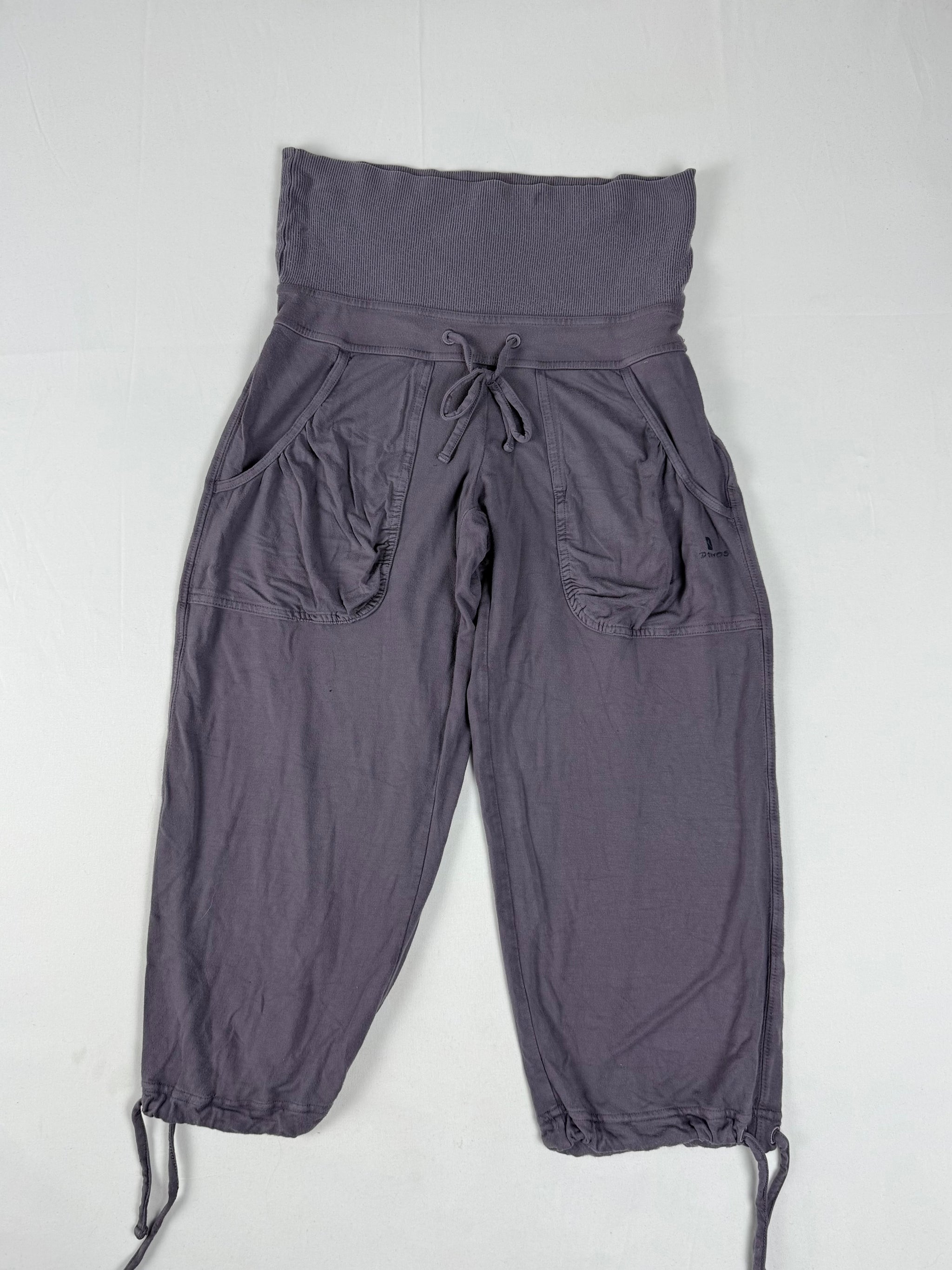Purple activewear low rise capri pants (XS/S)