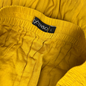 Yellow pleated low rise maxi skirt (M)