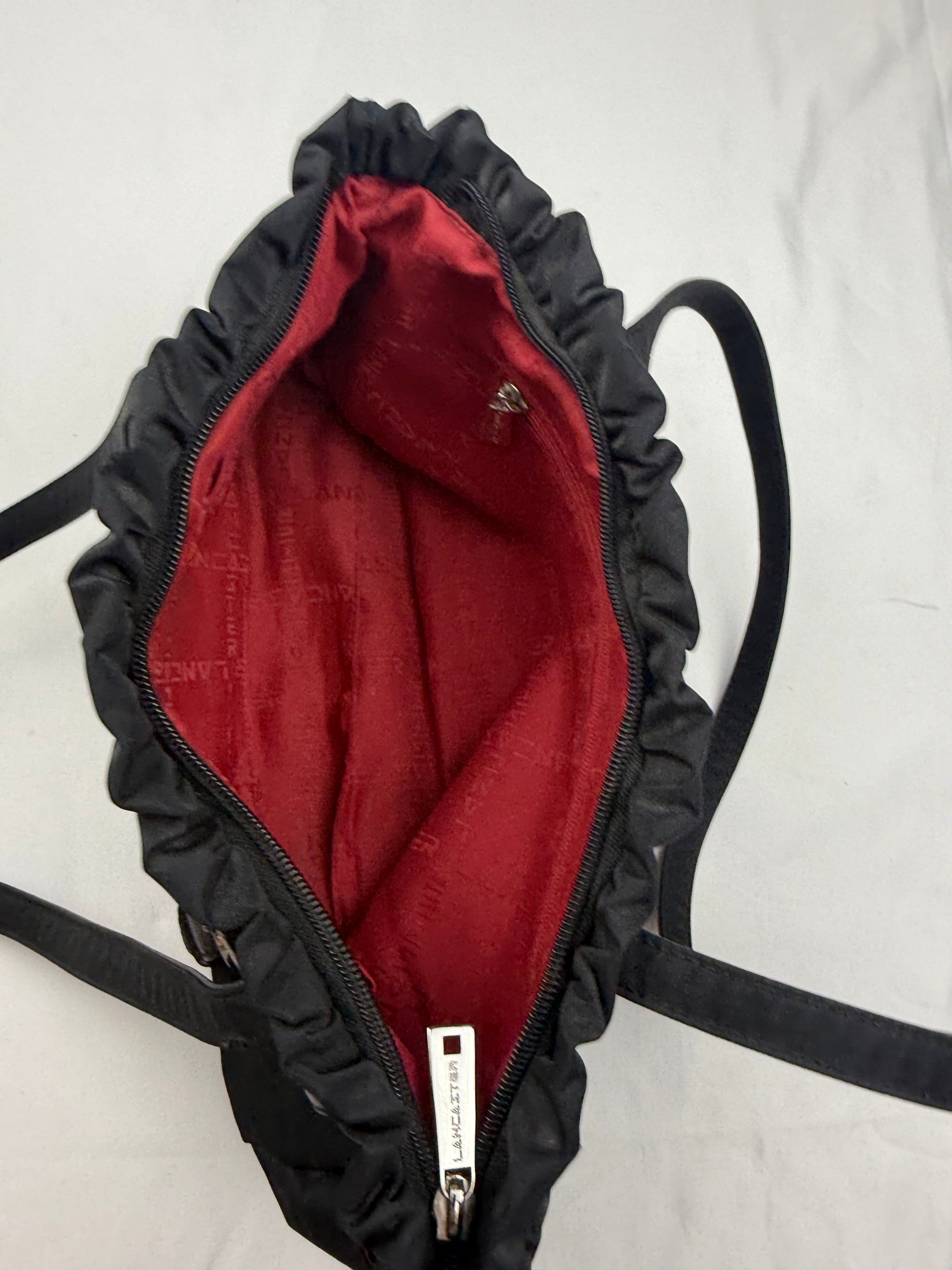 Black medium shoulder bag (24x18cm)