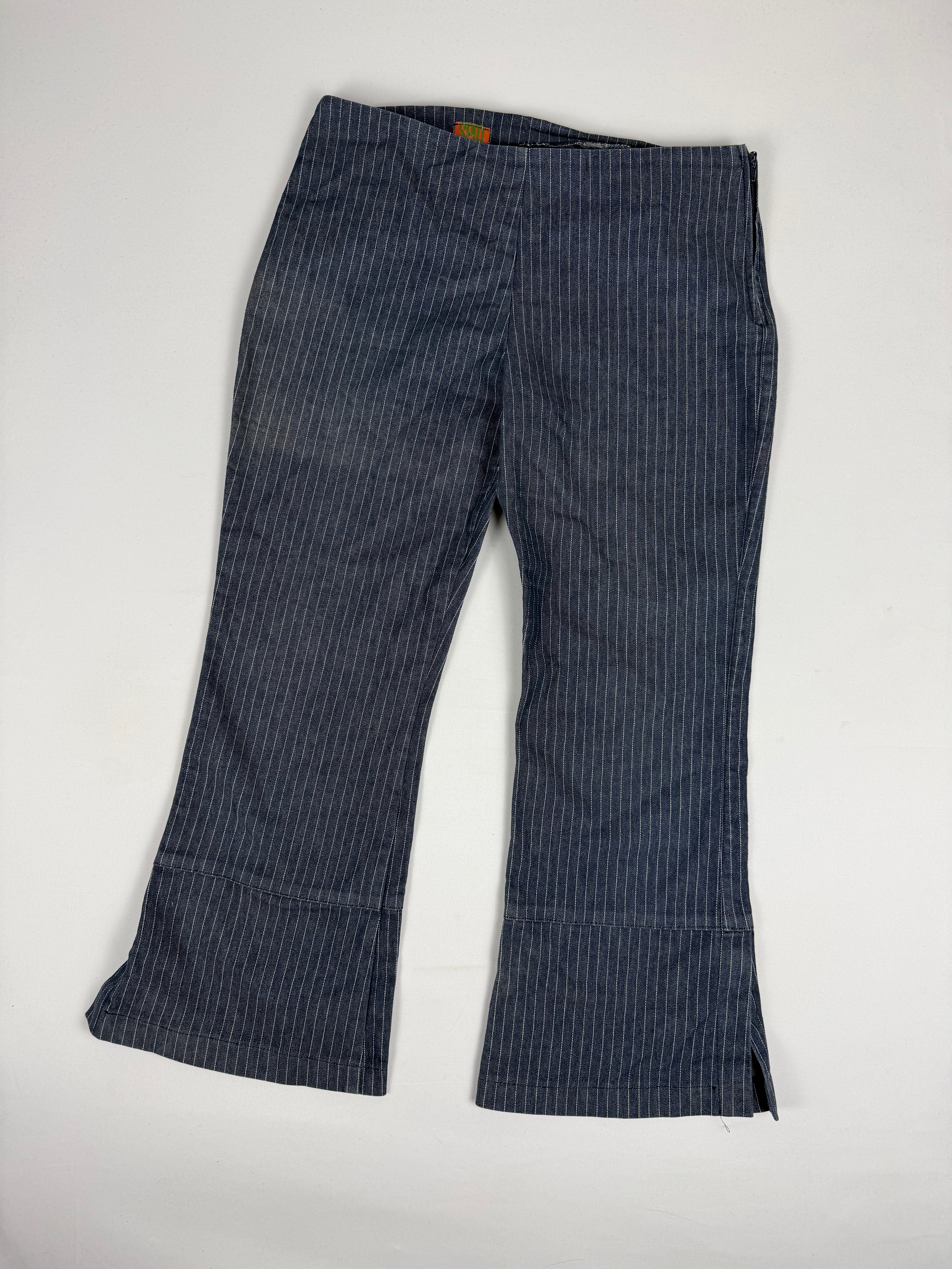 Navy striped low rise capri pants (M)