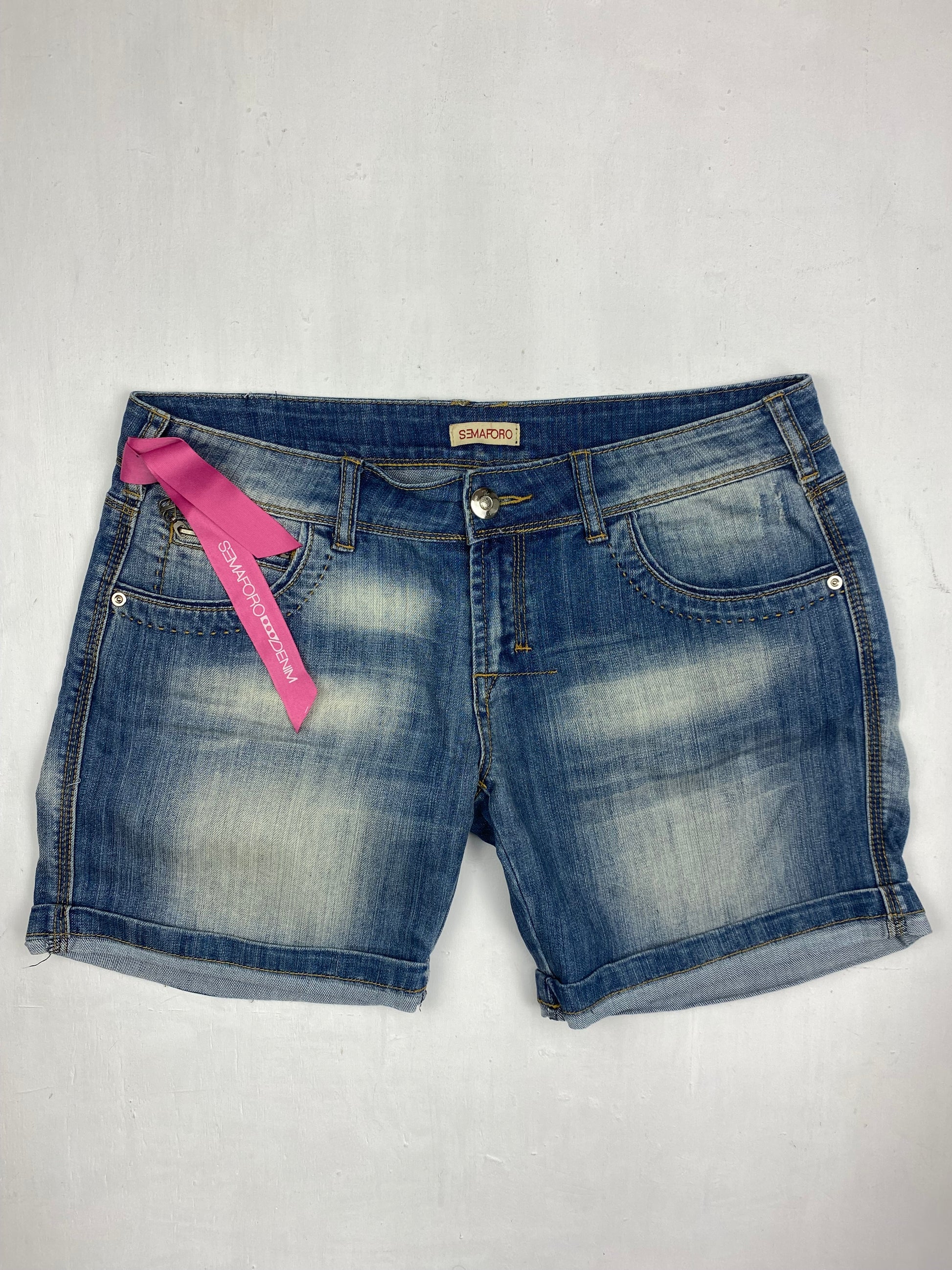 Blue denim low rise mini short (XL)