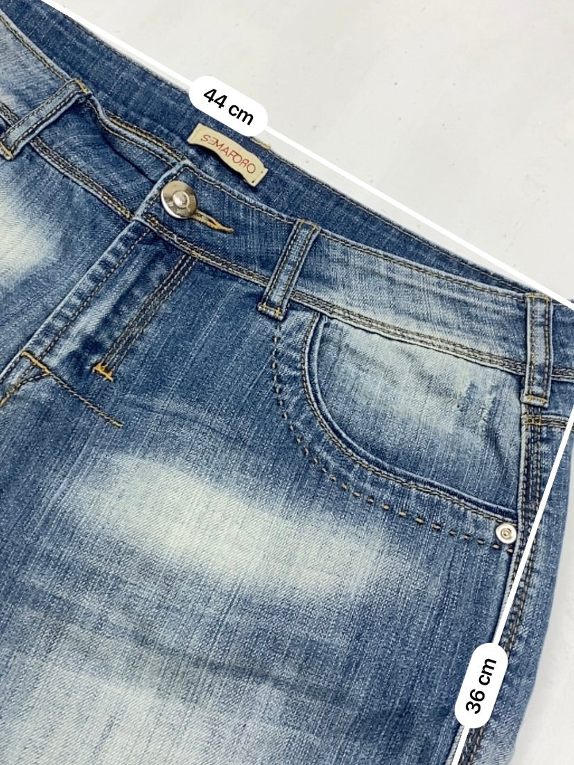 Blue denim low rise mini short (XL)