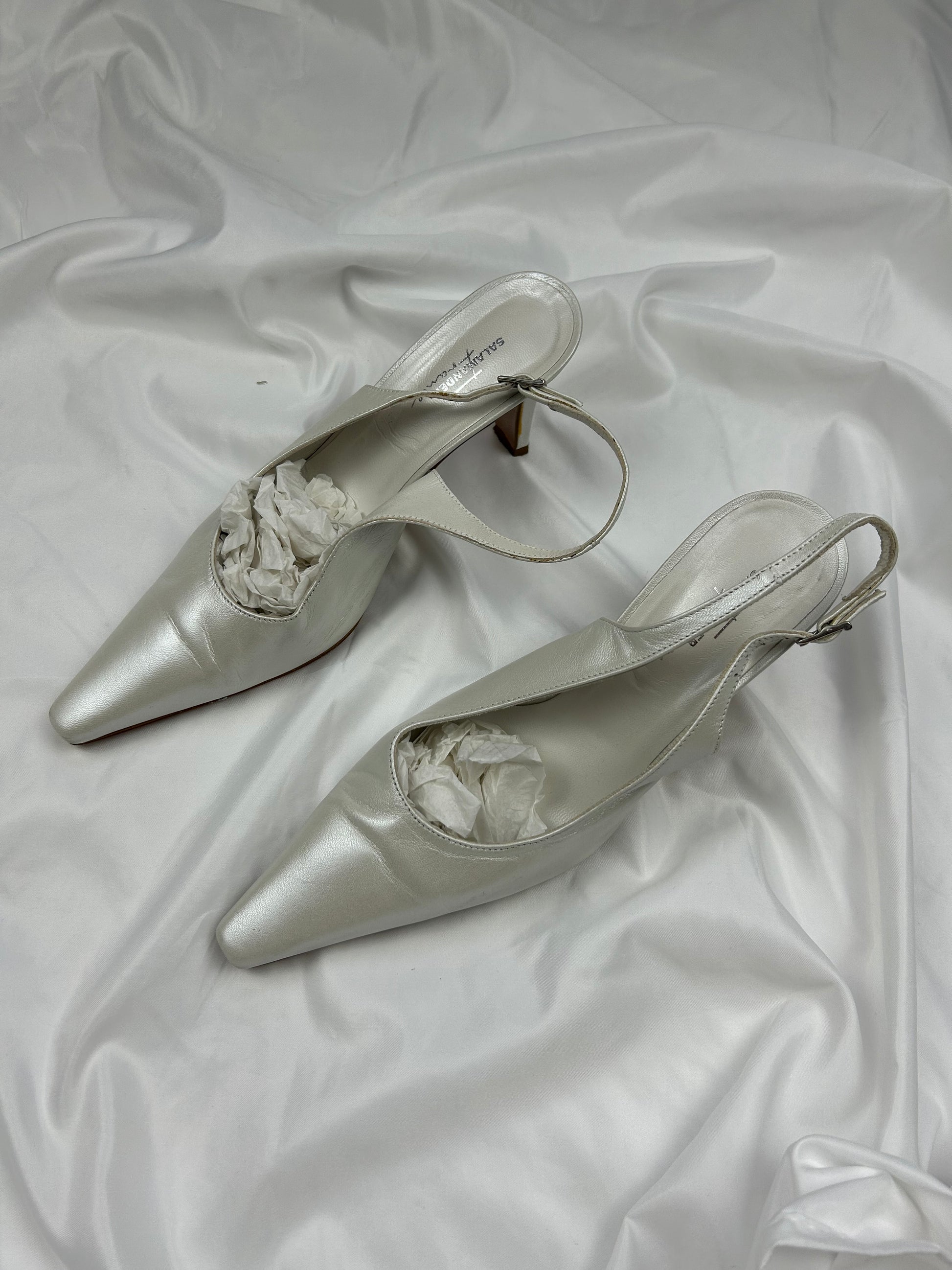 White pointed toes 100% real leather kitten heels shoes (38)