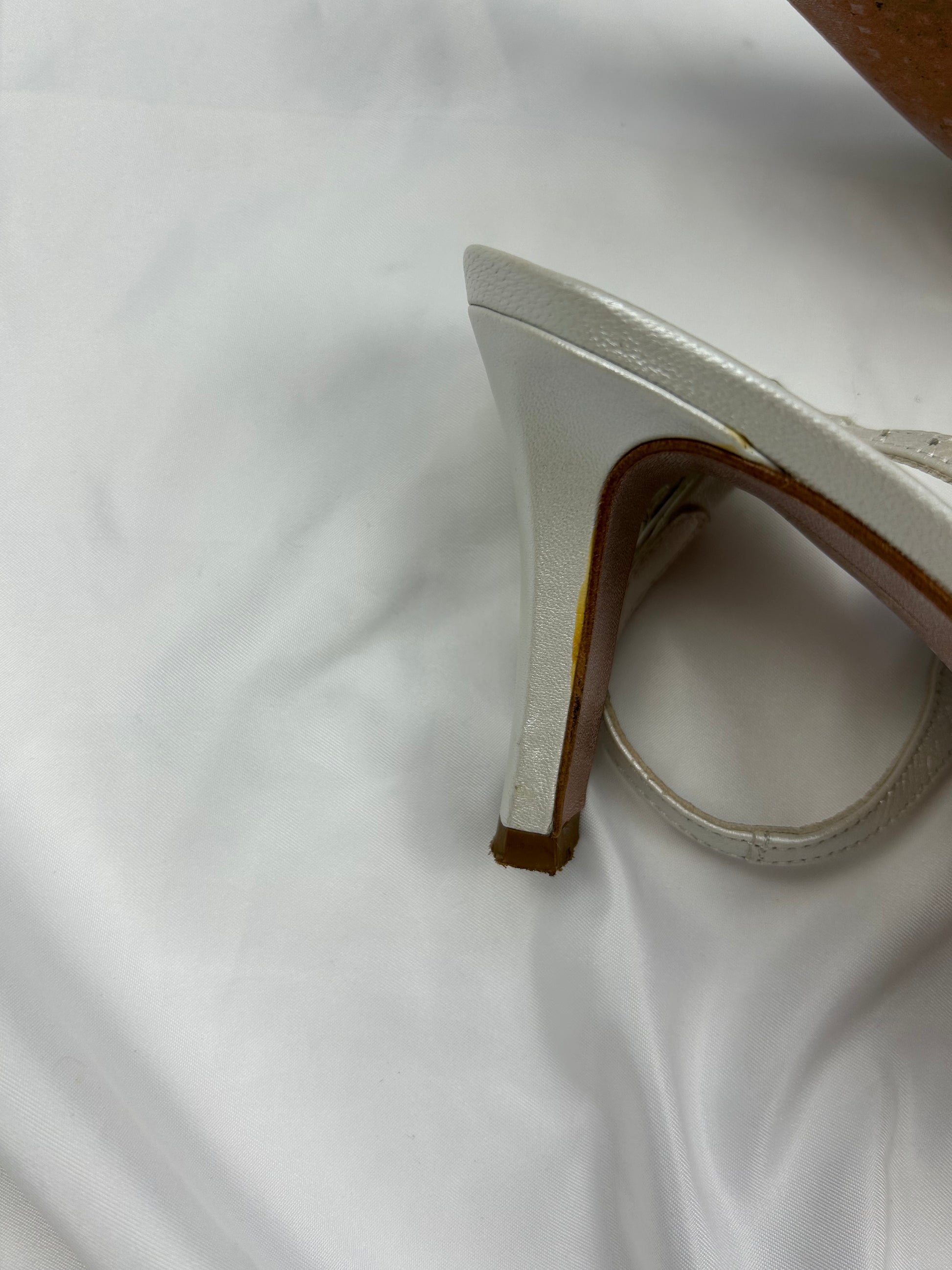 White pointed toes 100% real leather kitten heels shoes (38)