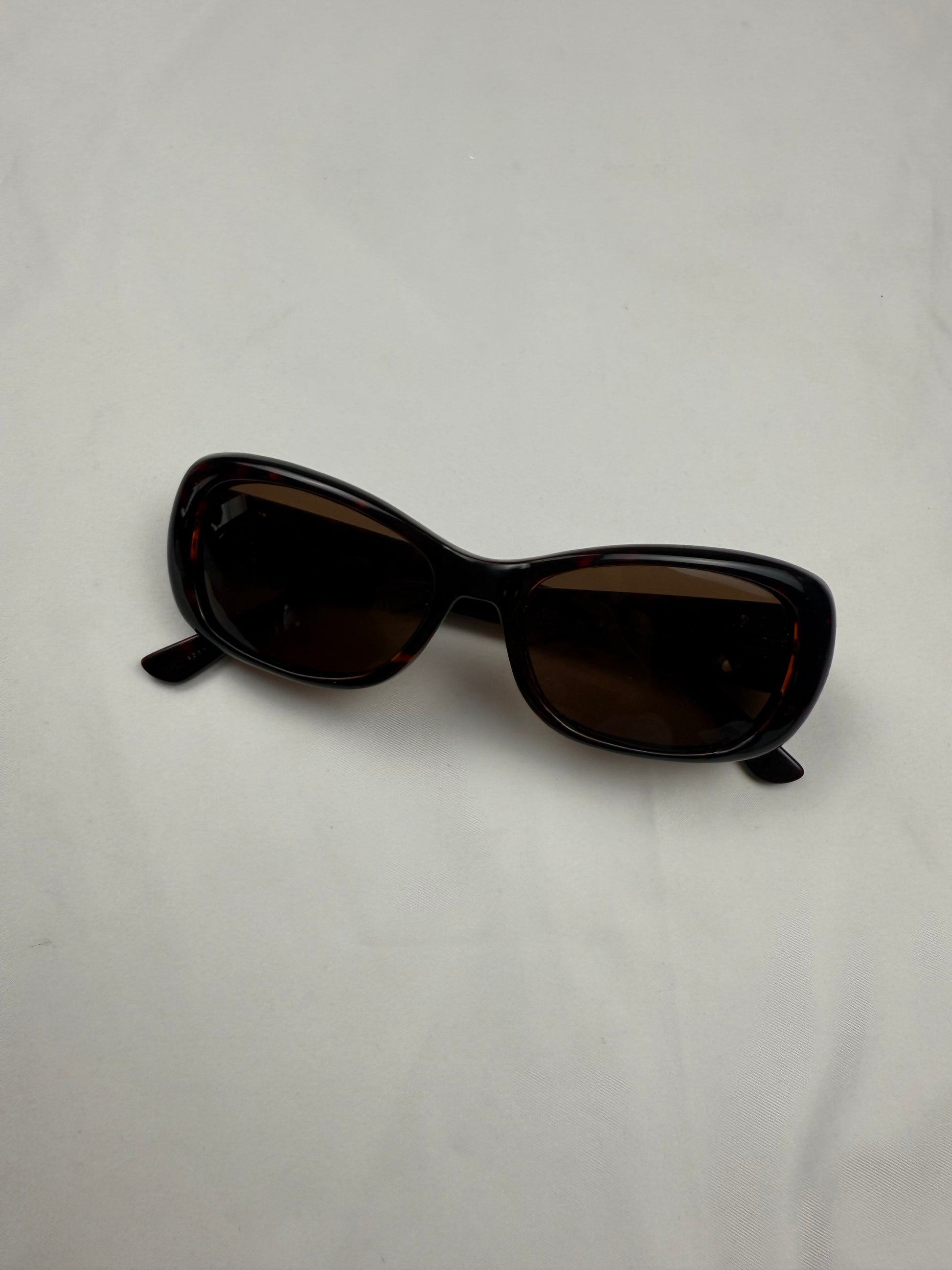 Brown 2000s sunglasses
