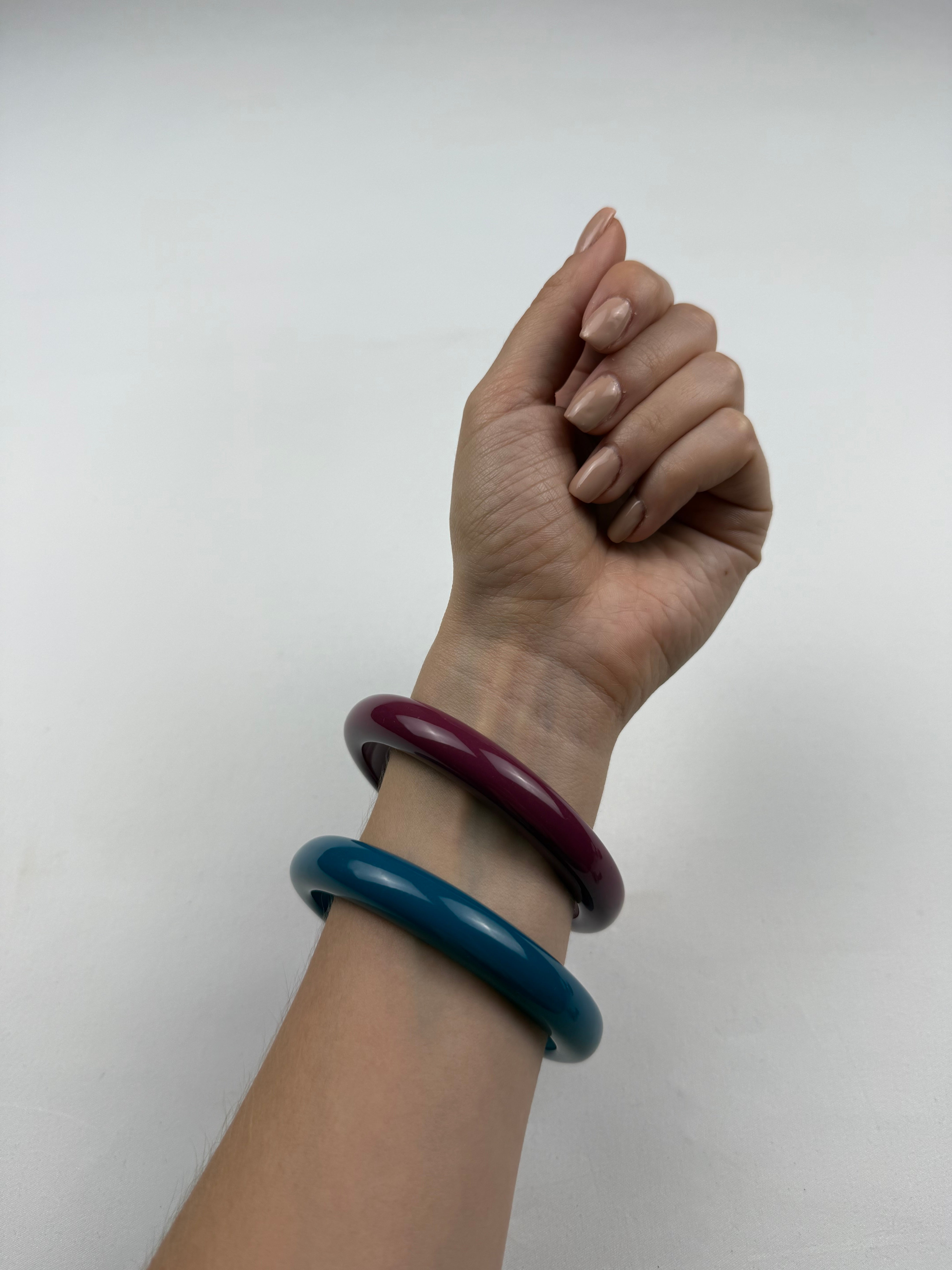 Set of 2 bangle bracelets