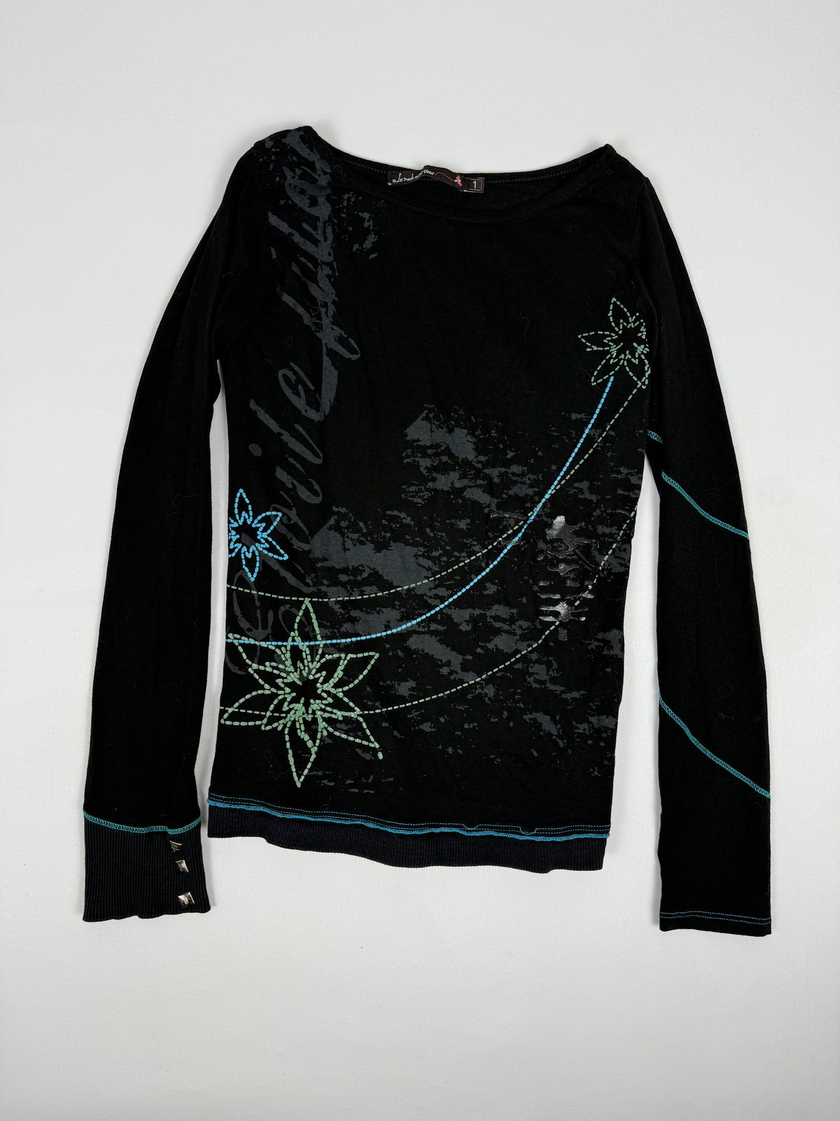 Black graphic long sleeves top (S)