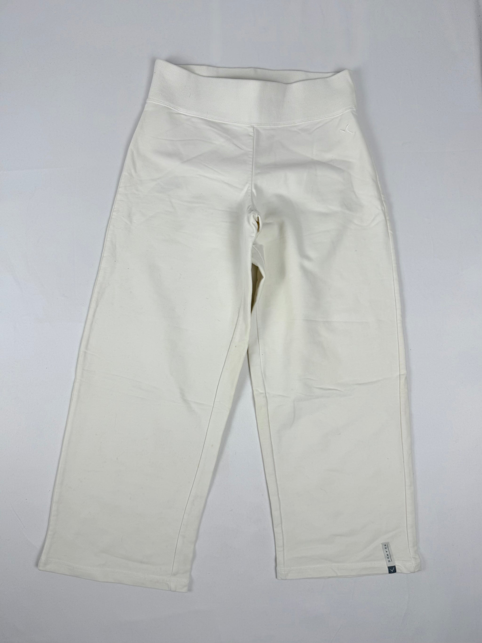 White activewear low waist capri pants (S/M)