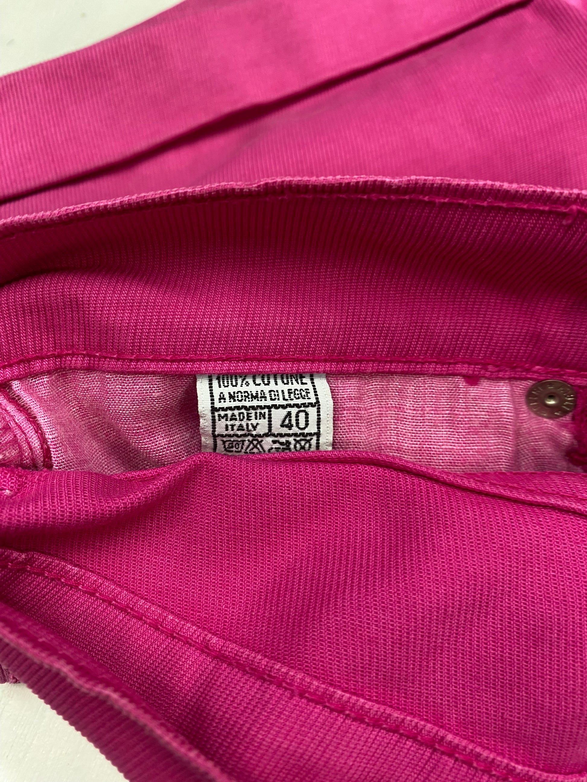 Pink low rise denim mini short (XS)