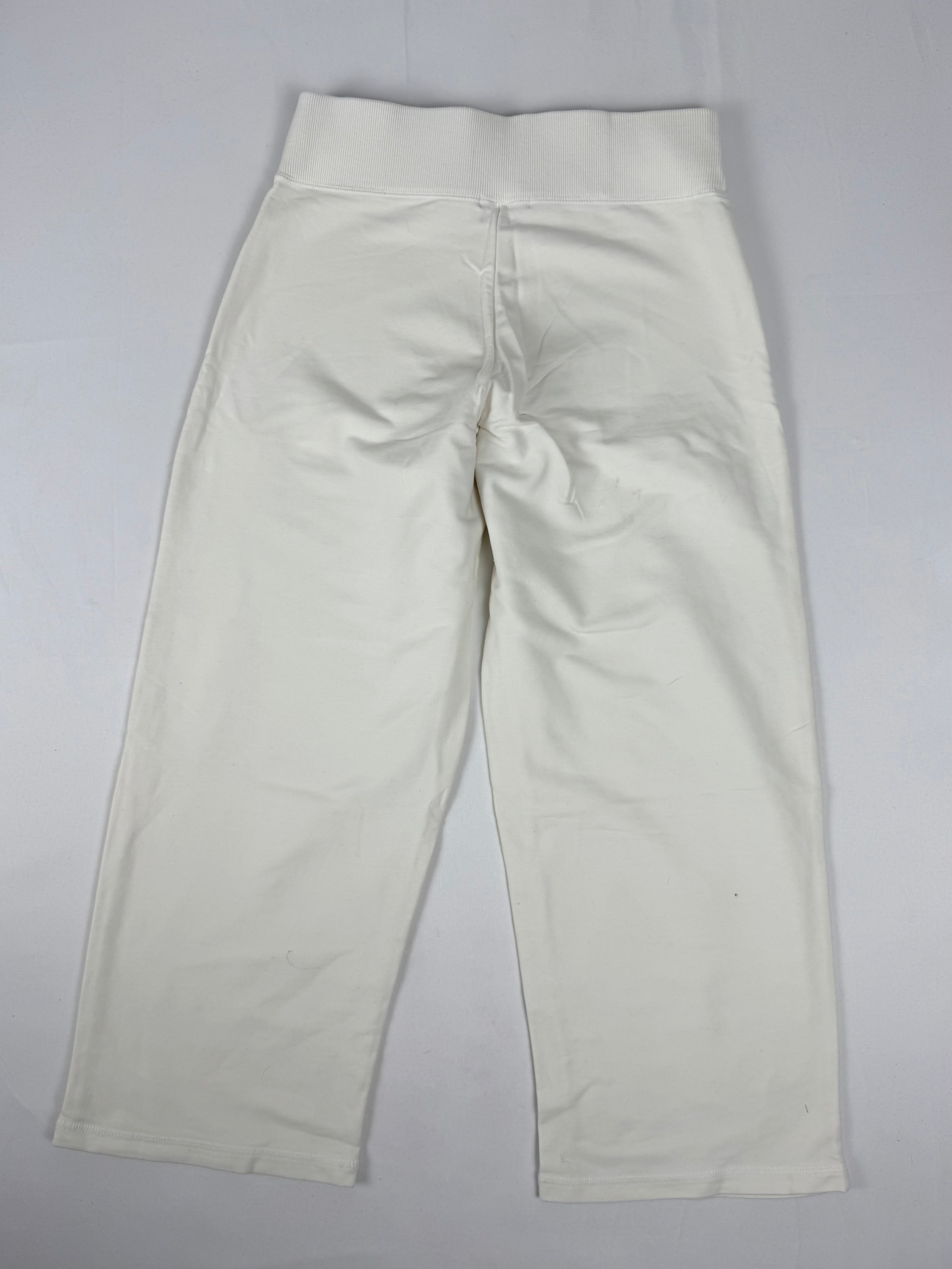 White activewear low waist capri pants (S/M)