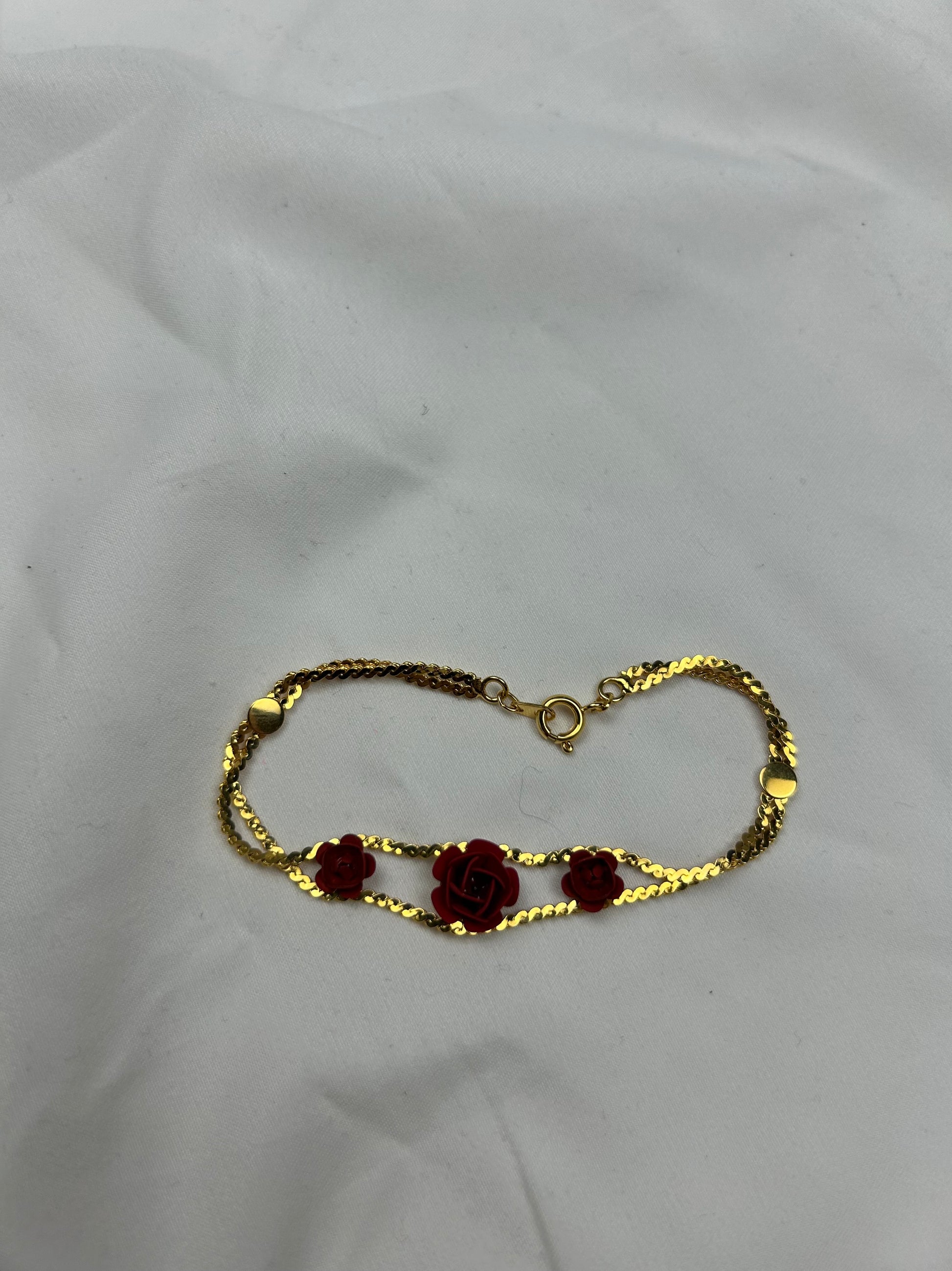 Gold roses pearls inox bracelet