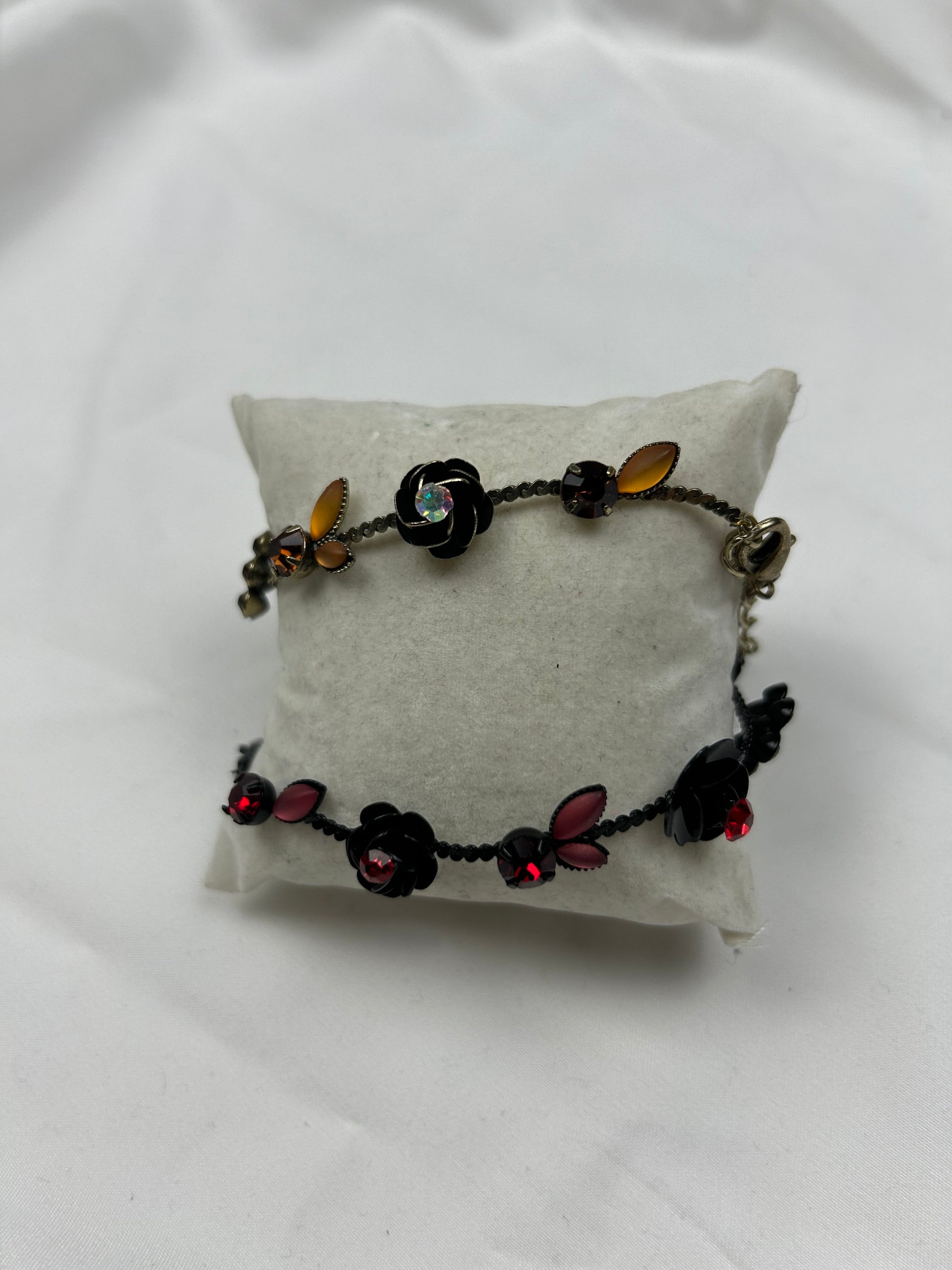Flowers rhinestones pearls inox bracelet
