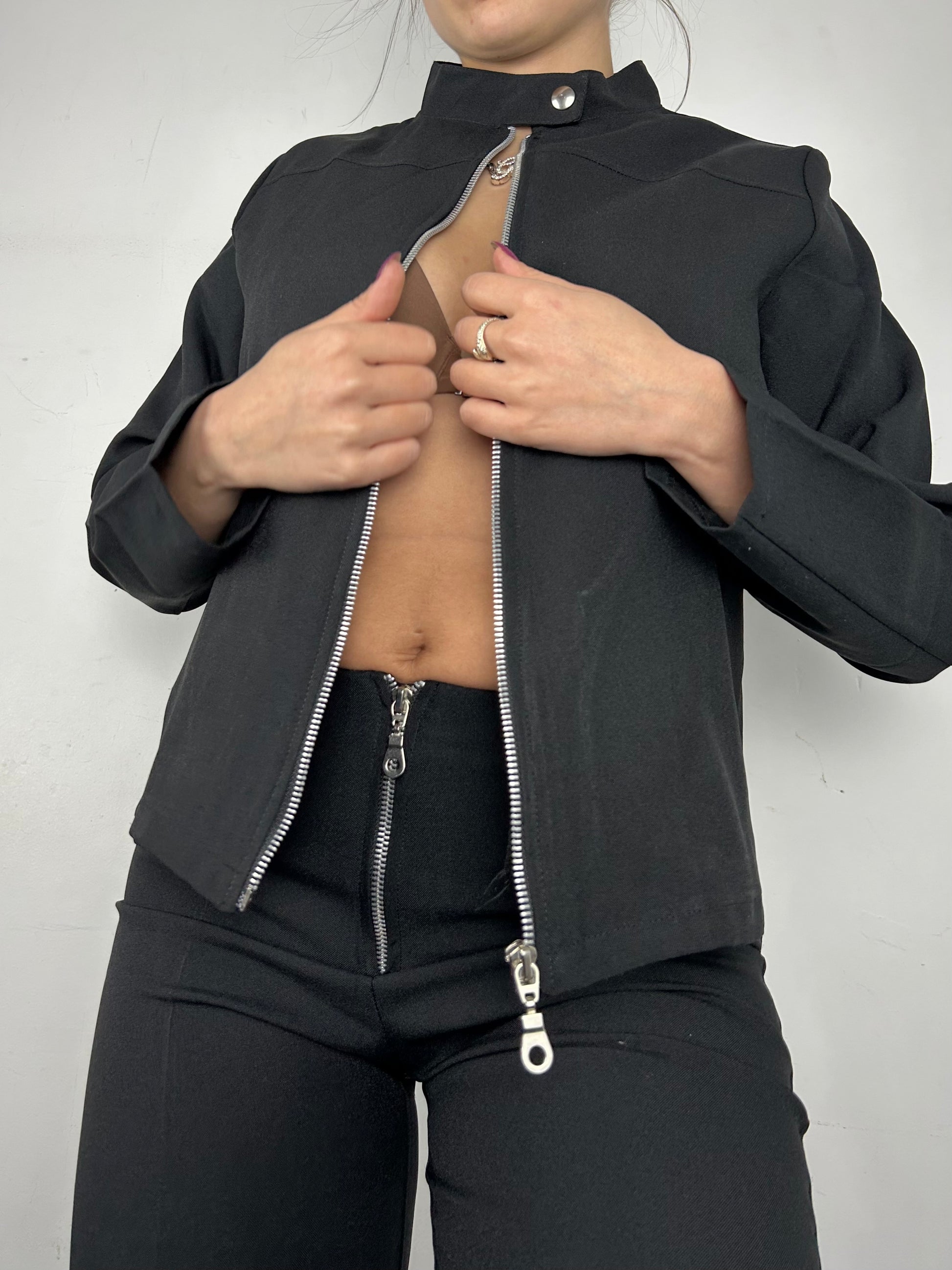 Black zip up blazer office siren jacket + capri pants set (S/M)