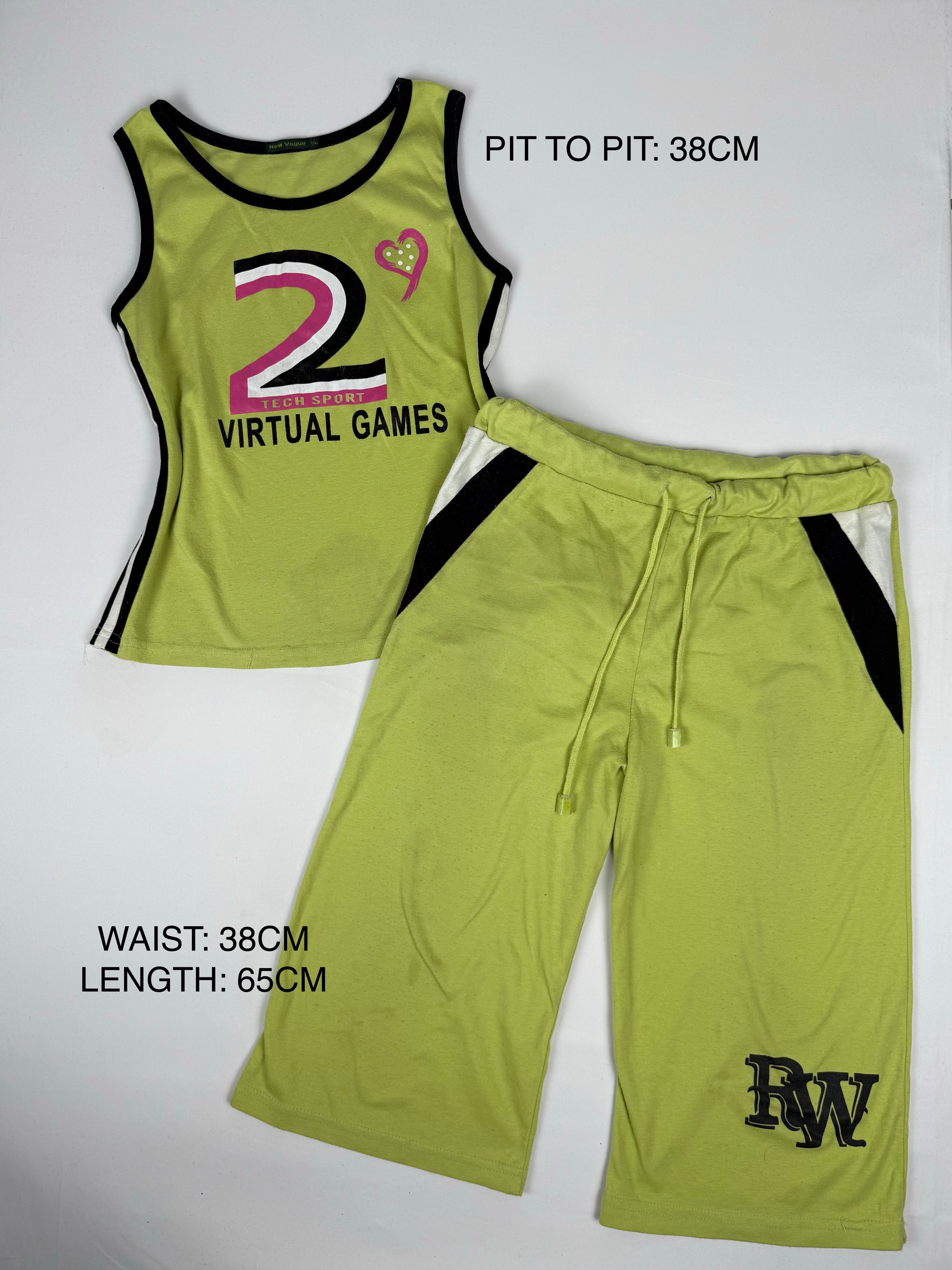 Green activewear capri pants + top set (M)