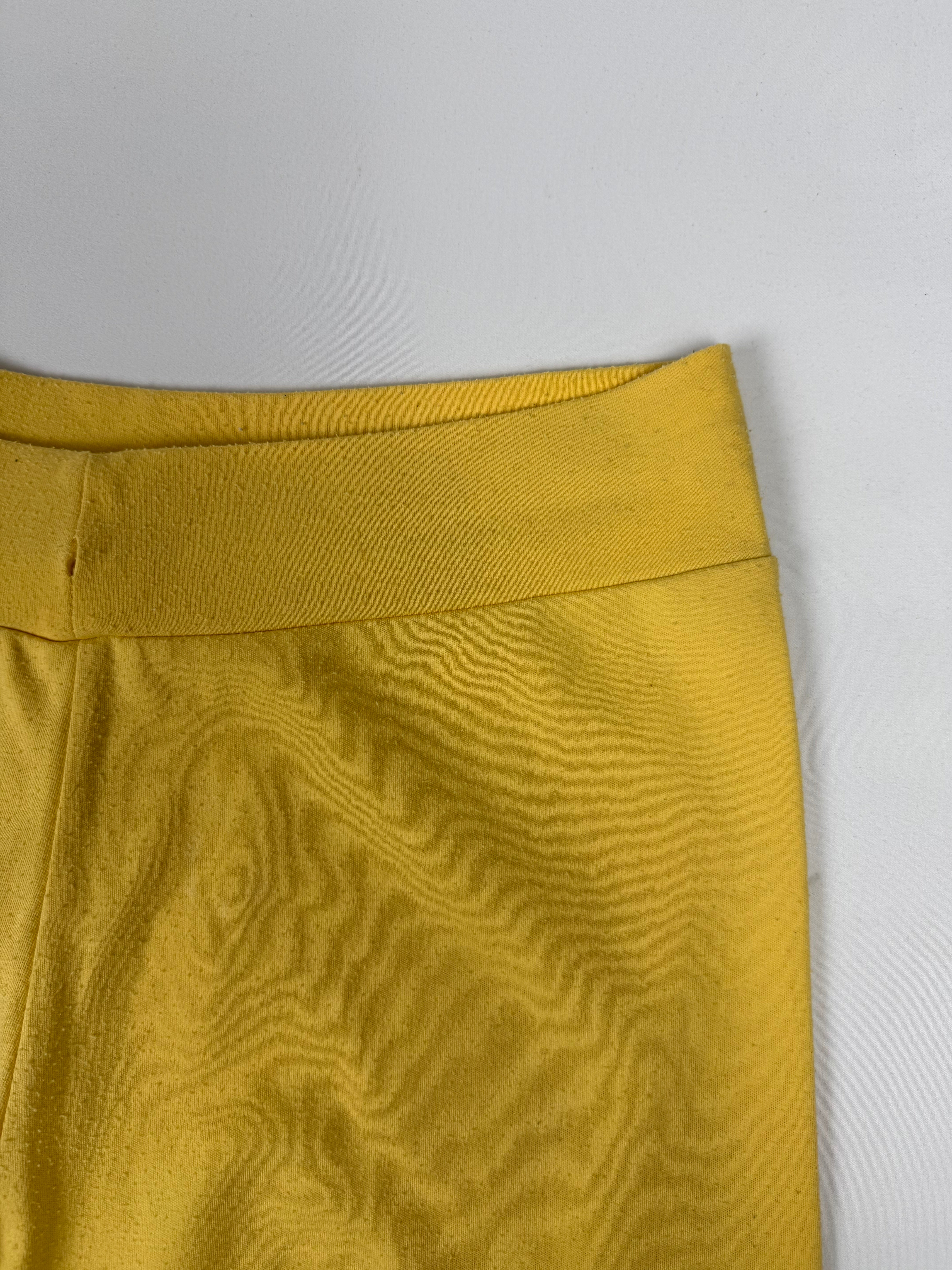 Yellow activewear capri pants + top set (M)