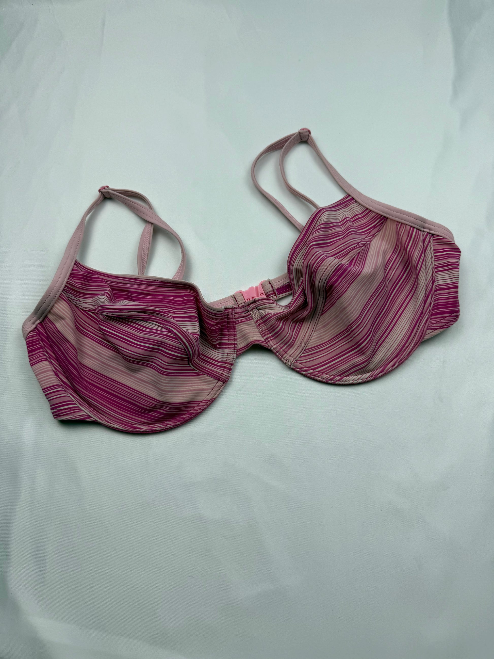 Striped pink bikini top (XL)