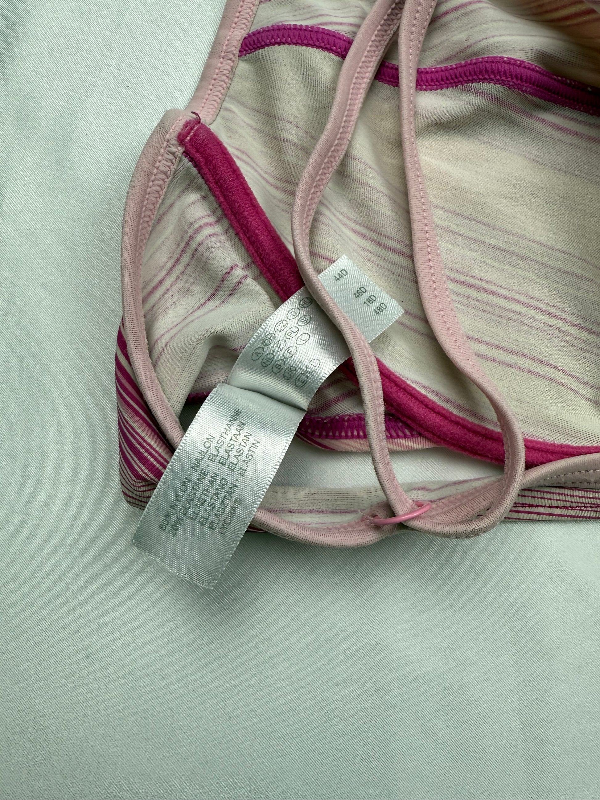 Striped pink bikini top (XL)
