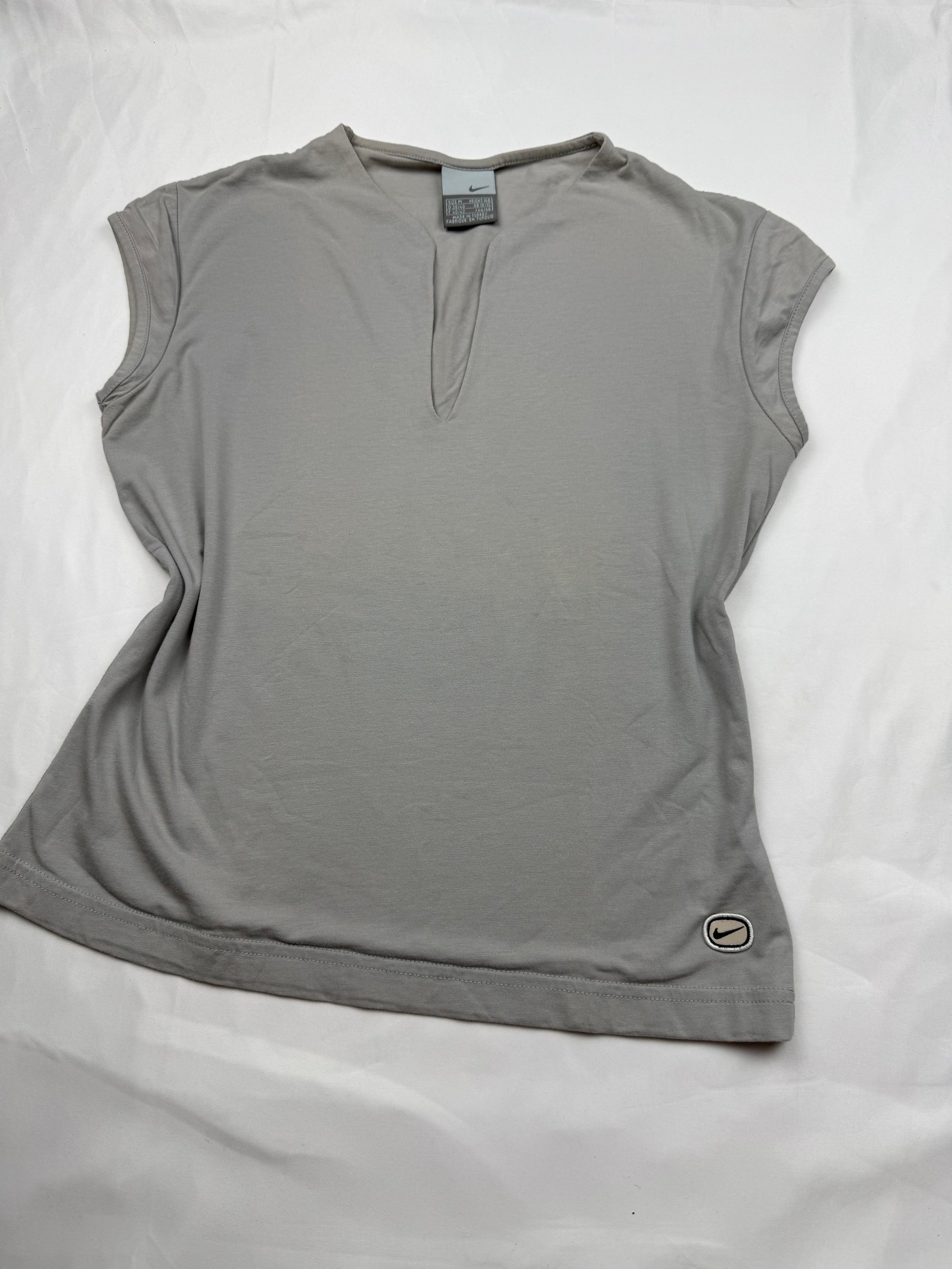 Grey swoosh logo tight fit tee (S/M)