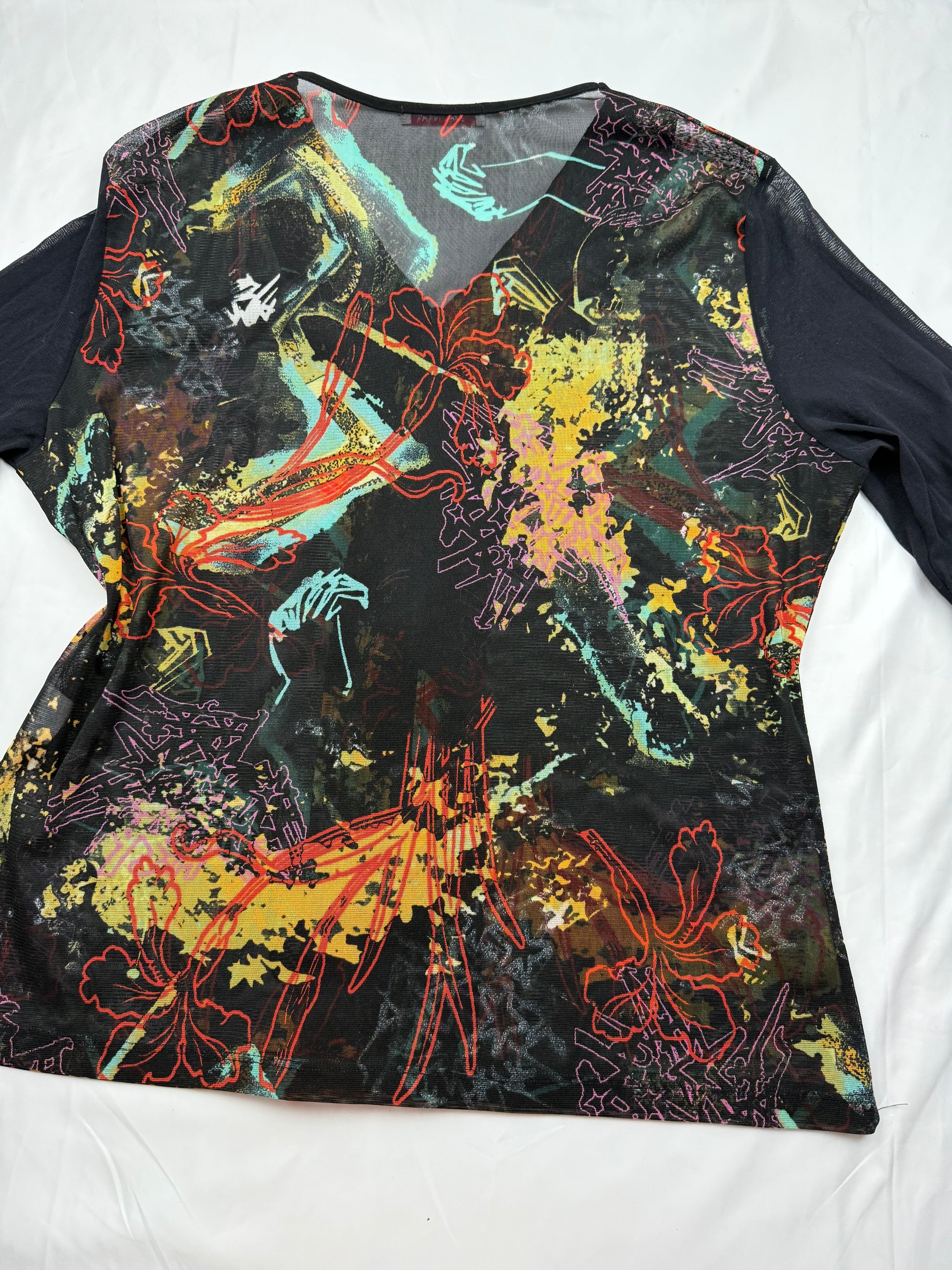 Graphic mesh zip up long sleeves top (XL)
