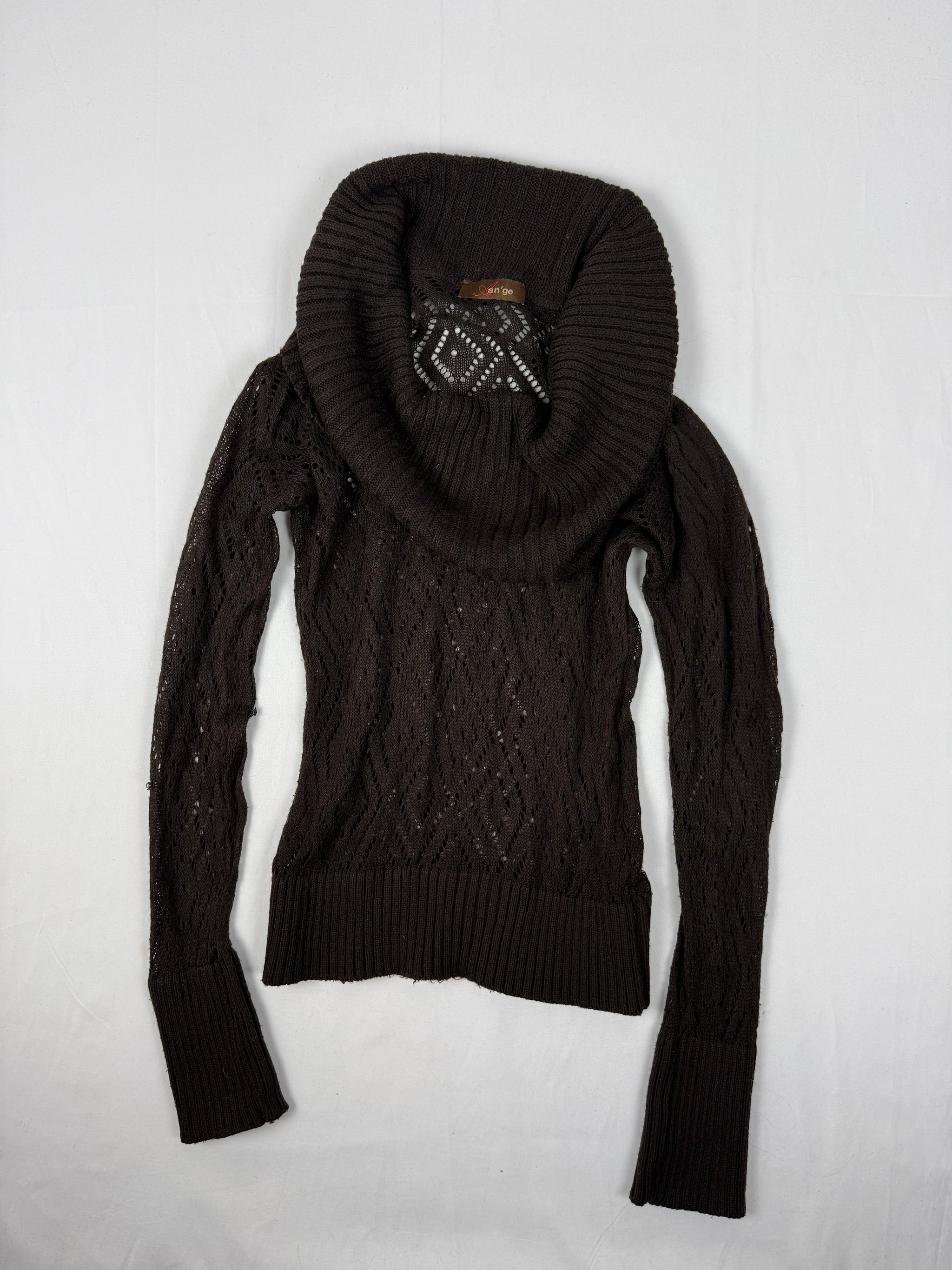 Brown crochet turtleneck jumper (S/M)