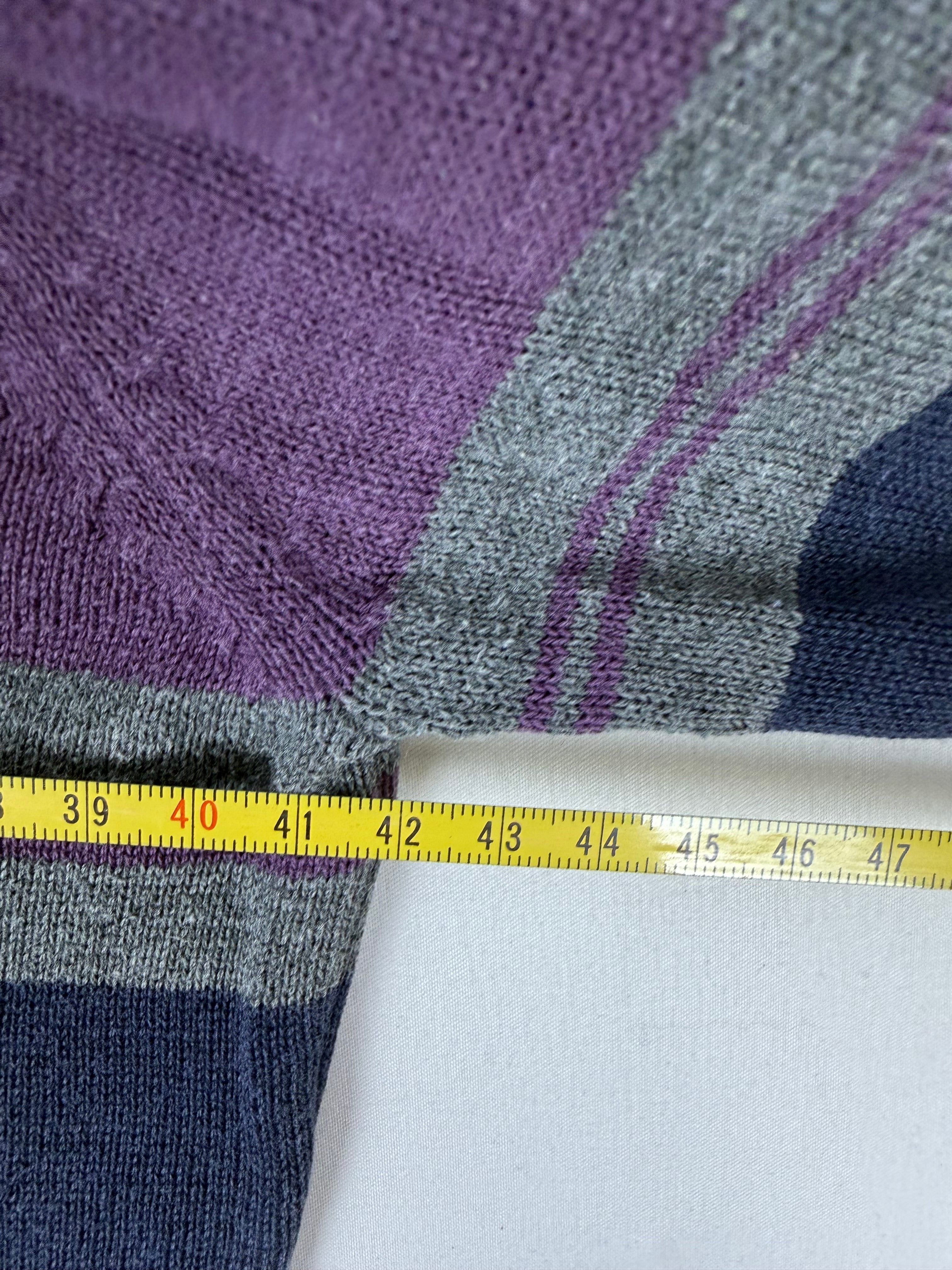 Mini-robe en maille grise à manches courtes avec nouage (S)