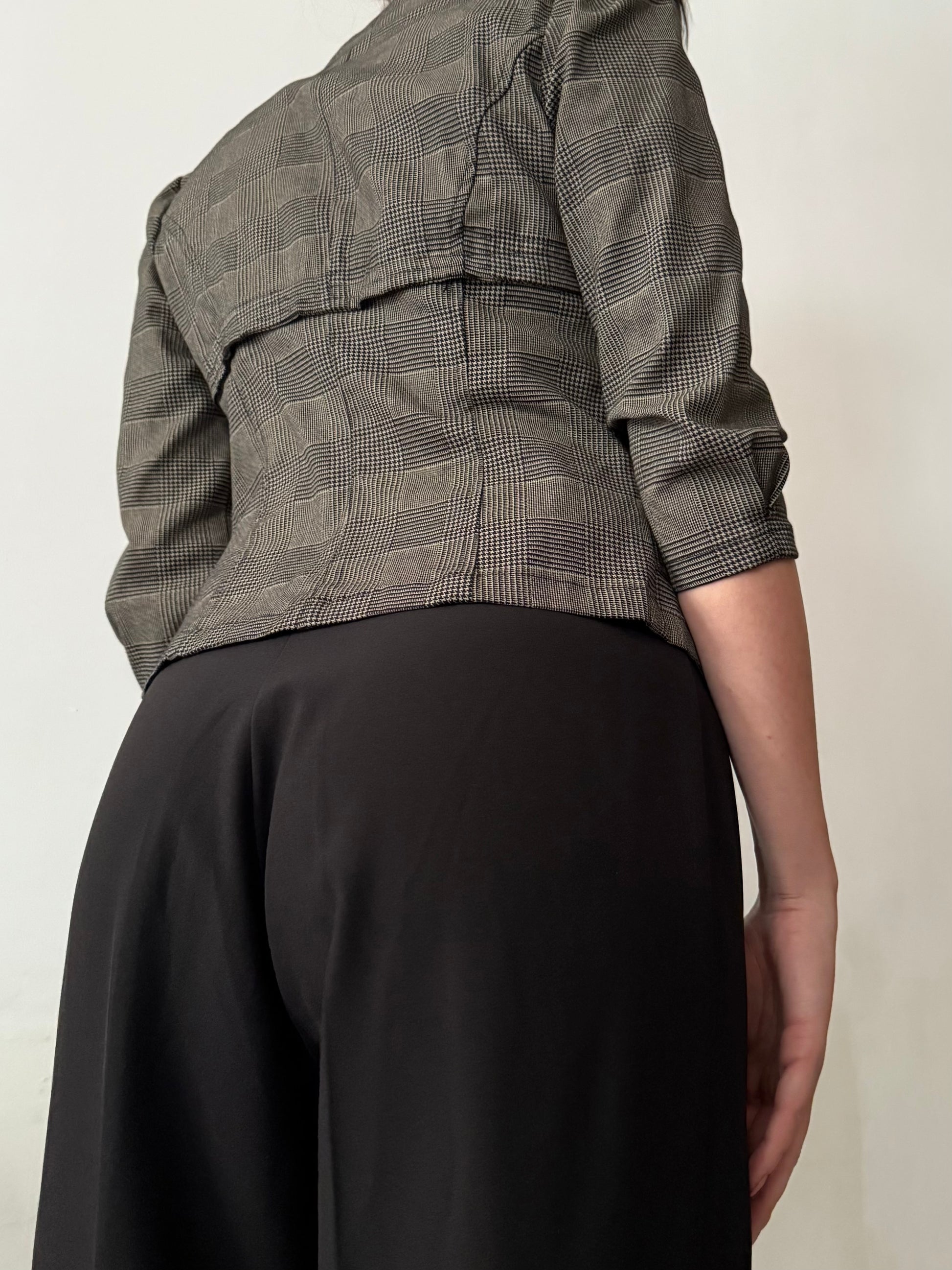 Beige office blazer + low rise capri pants set (XS)