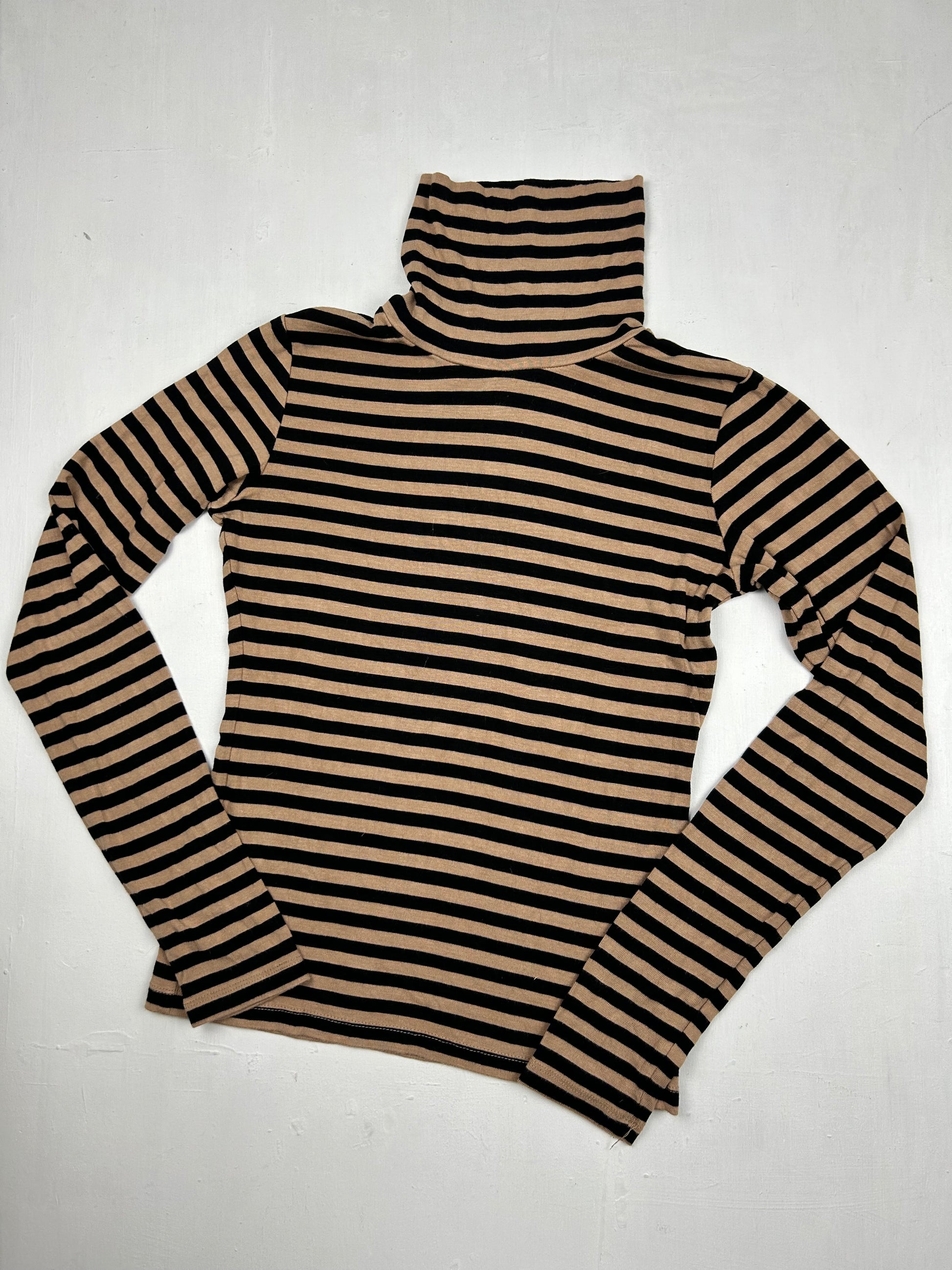 Beige striped turtleneck long sleeves top (S/M)