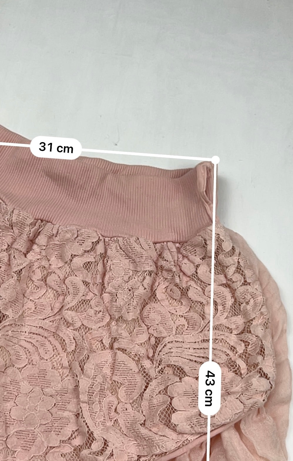 Baby pink lace pleated mini skirt (S/M)