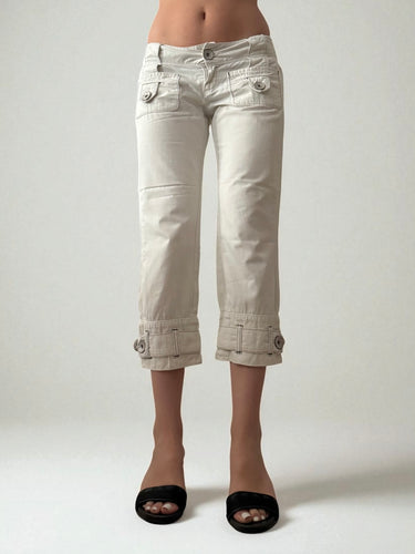 White denim low waist capri pants (S/M)