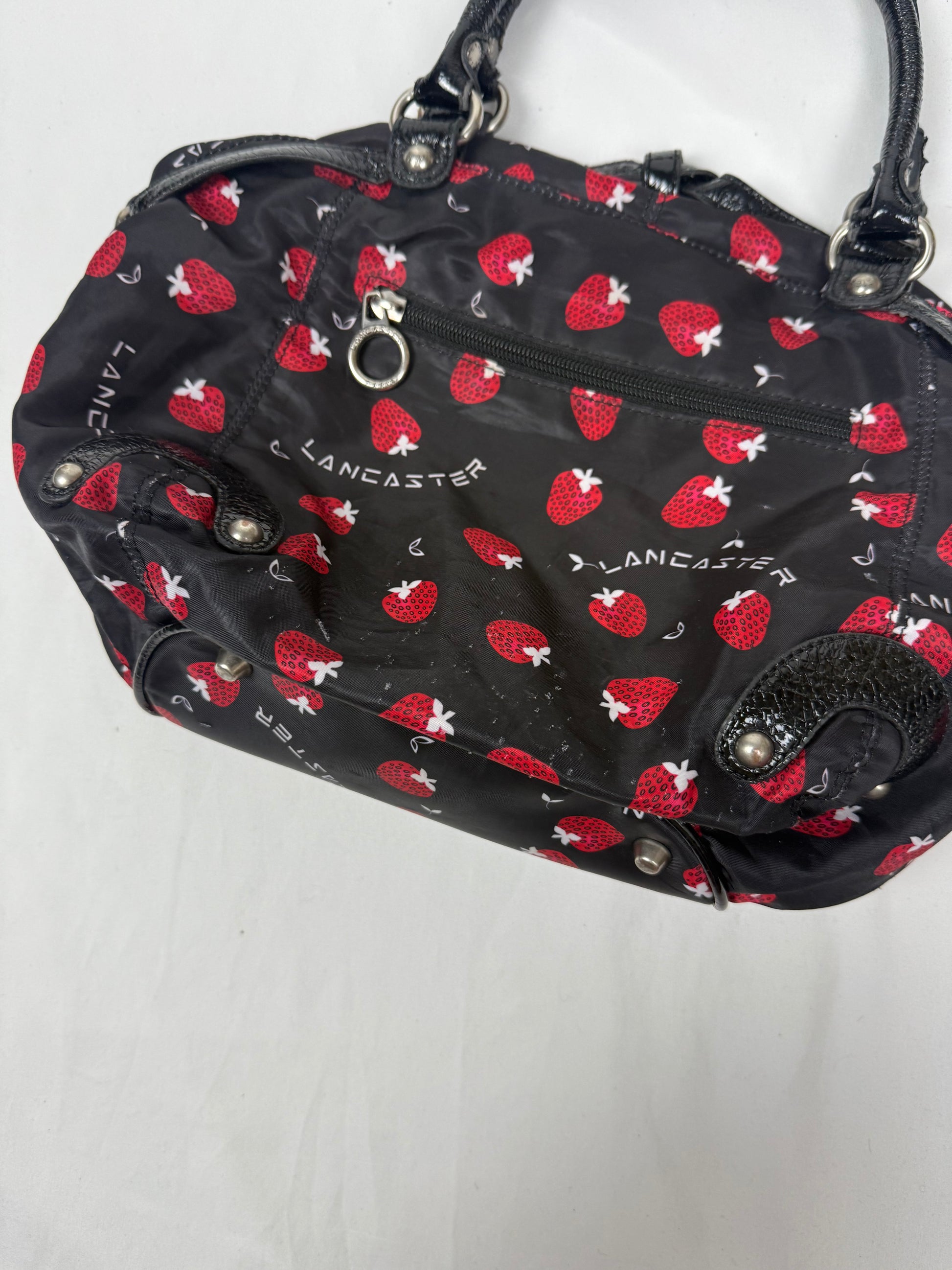 Black strawberries besace shoulder bag (37x23cm)