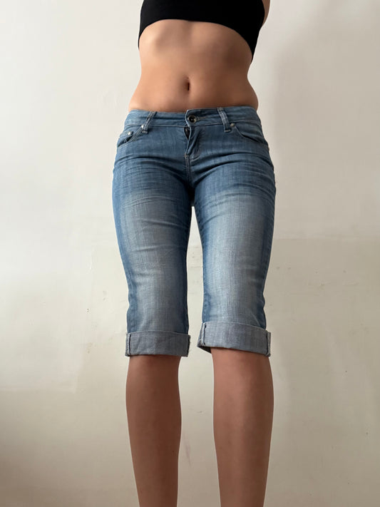 Low rise capri denim pants (XS)