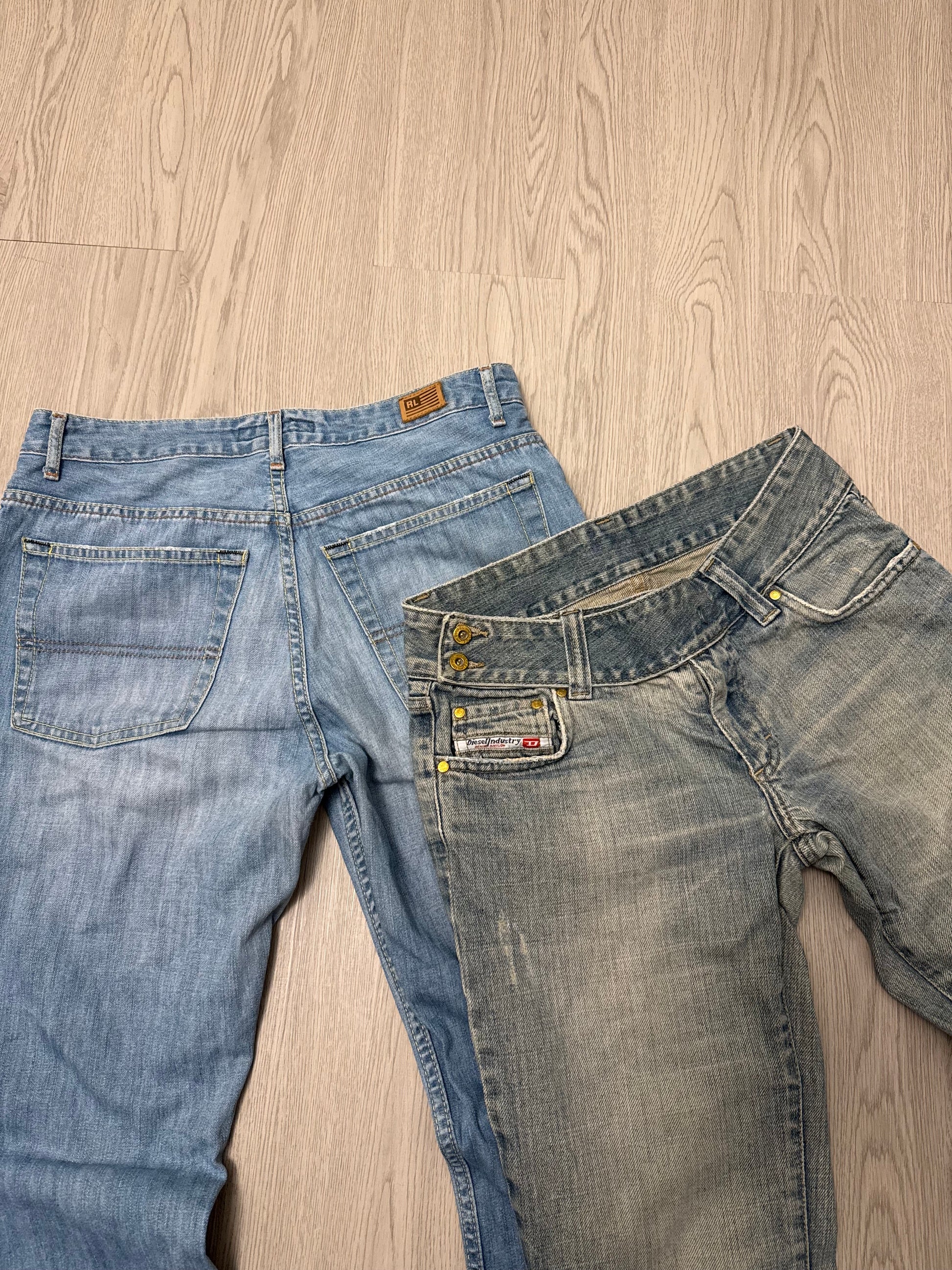 Diesel denim low rise straight legs pants (XS)