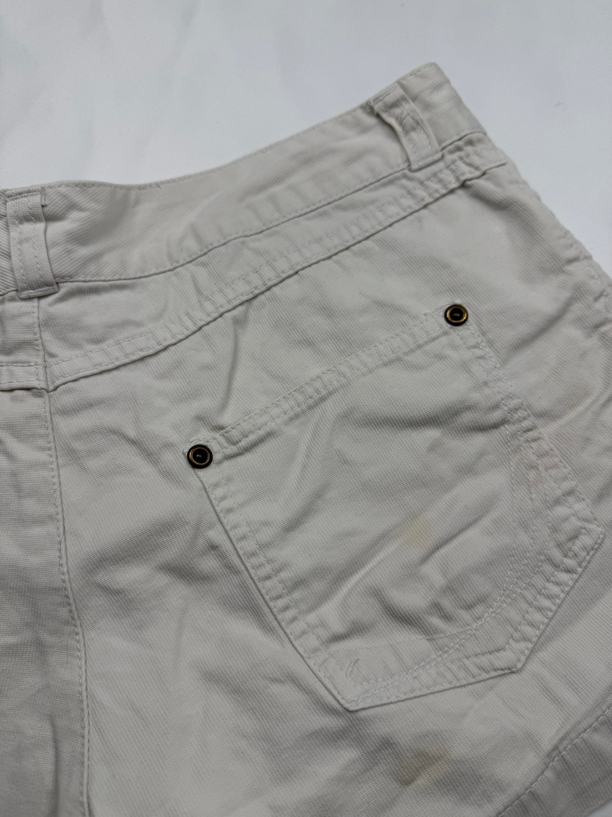 White denim low rise mini short (M)