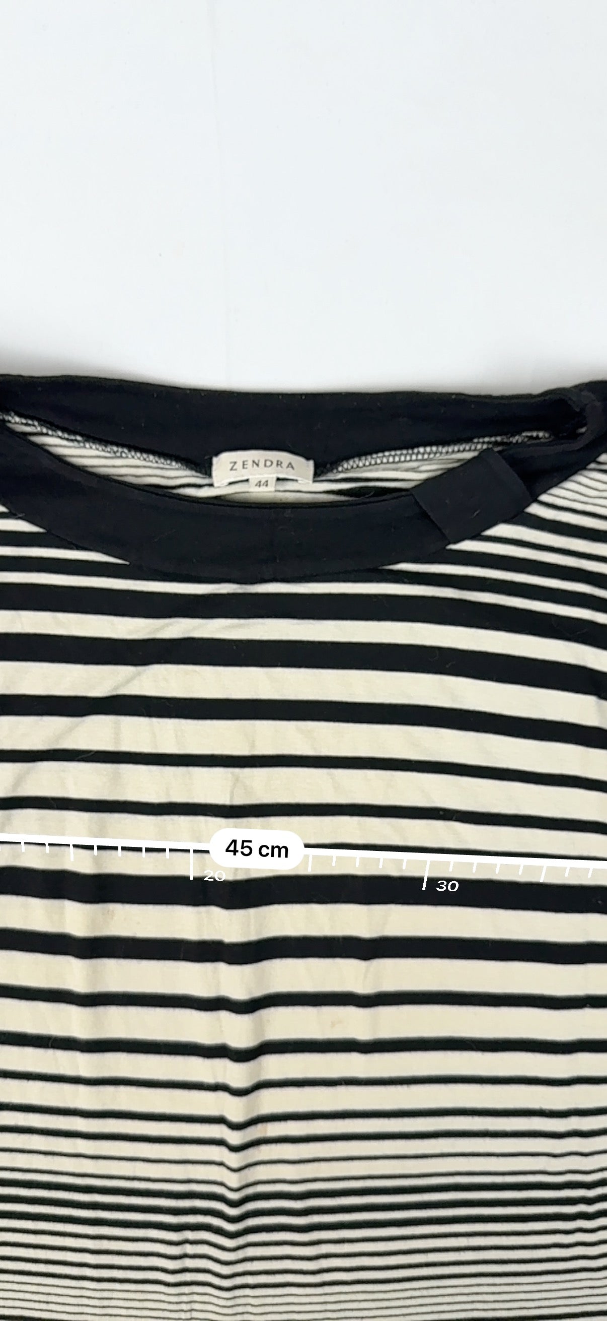 Black striped 3/4 long sleeves top (XXL)