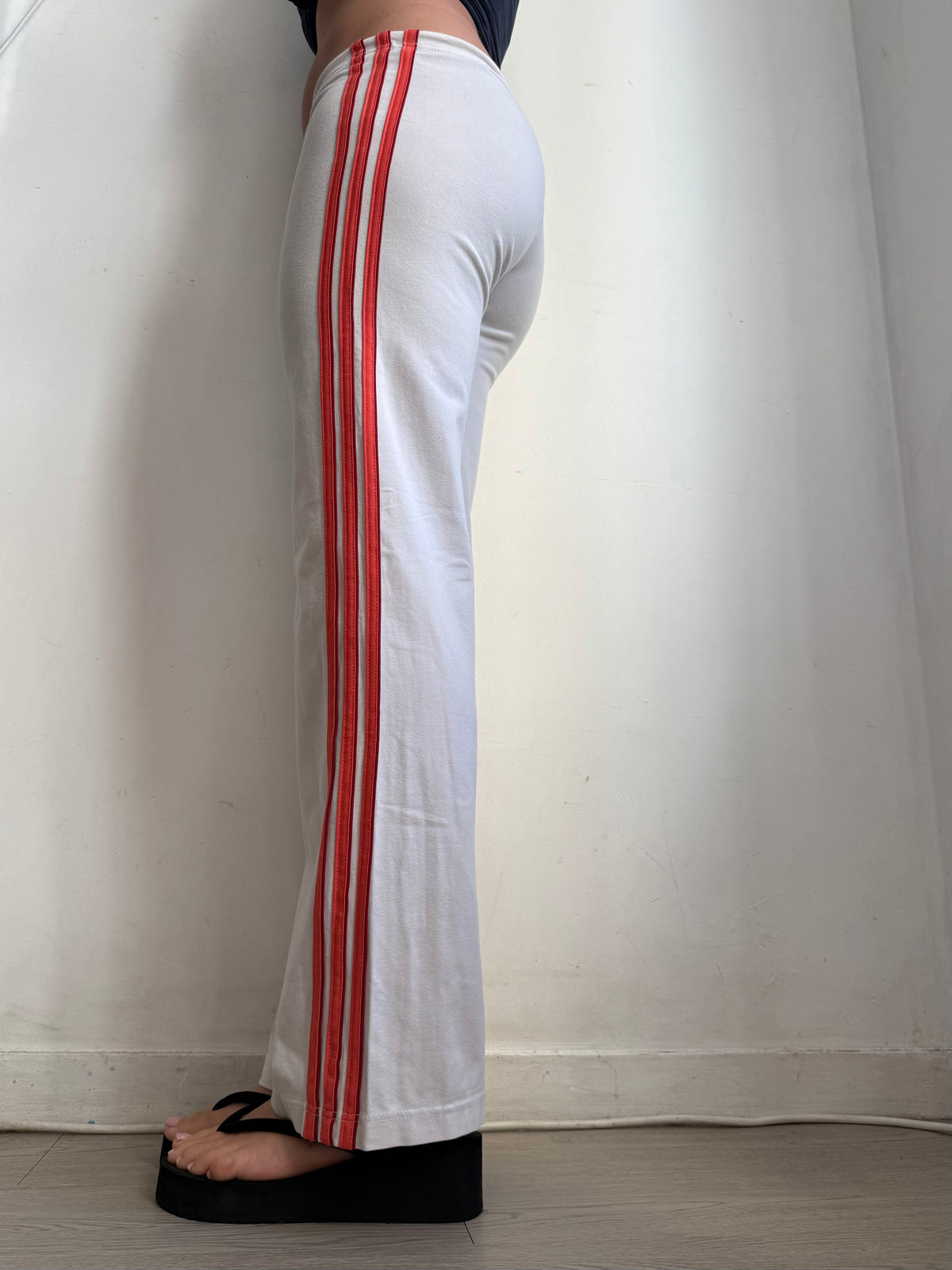 White low rise joggers pants (S)