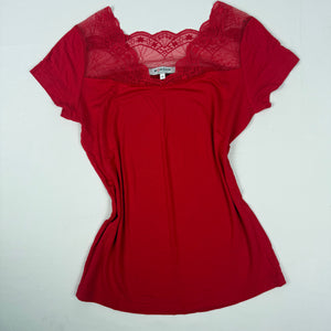 Red lace neck tight fit tee (S)