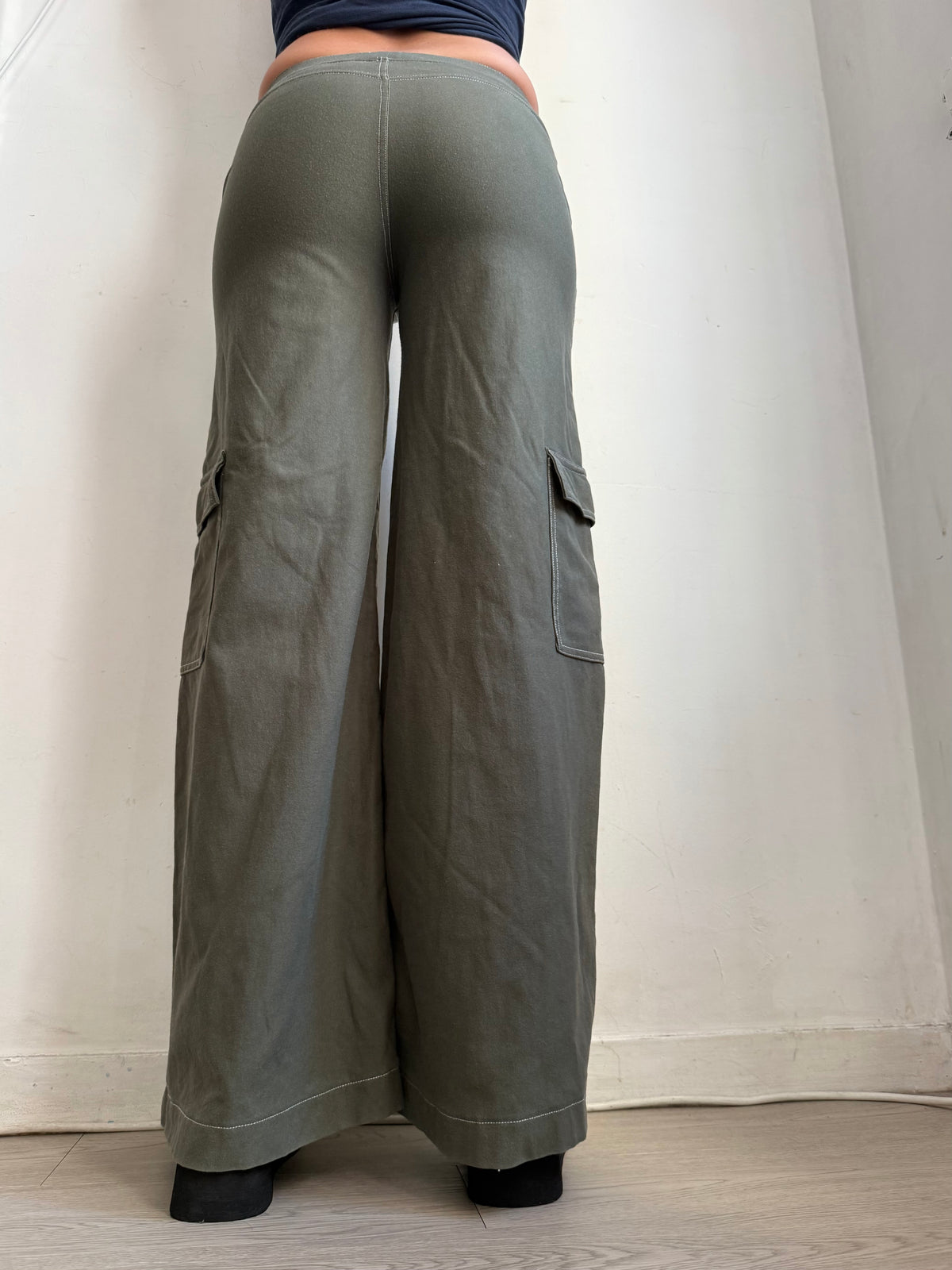 Pantalon droit taille basse en jean noir (XS)