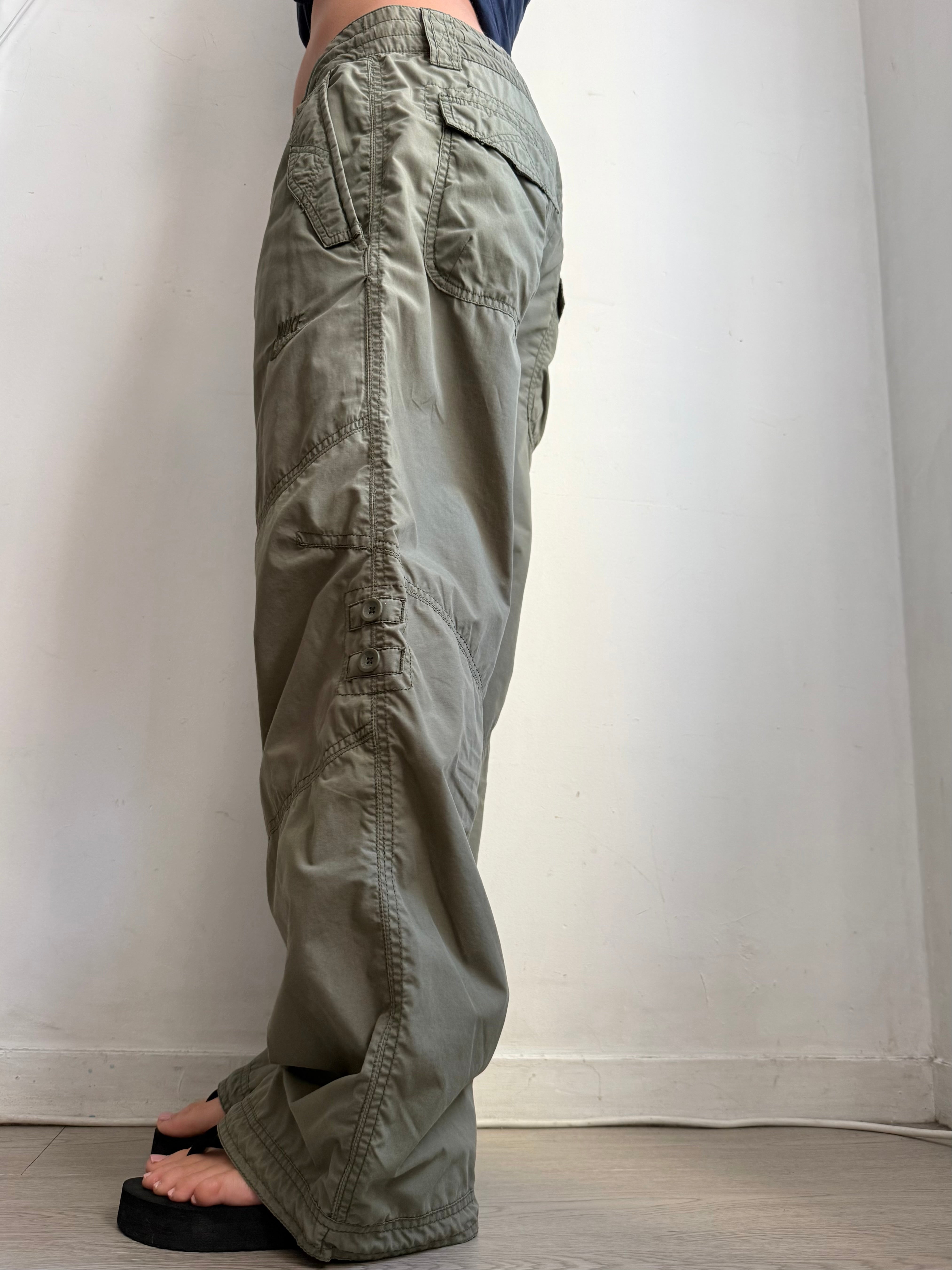Khaki low rise baggy pants (XL)