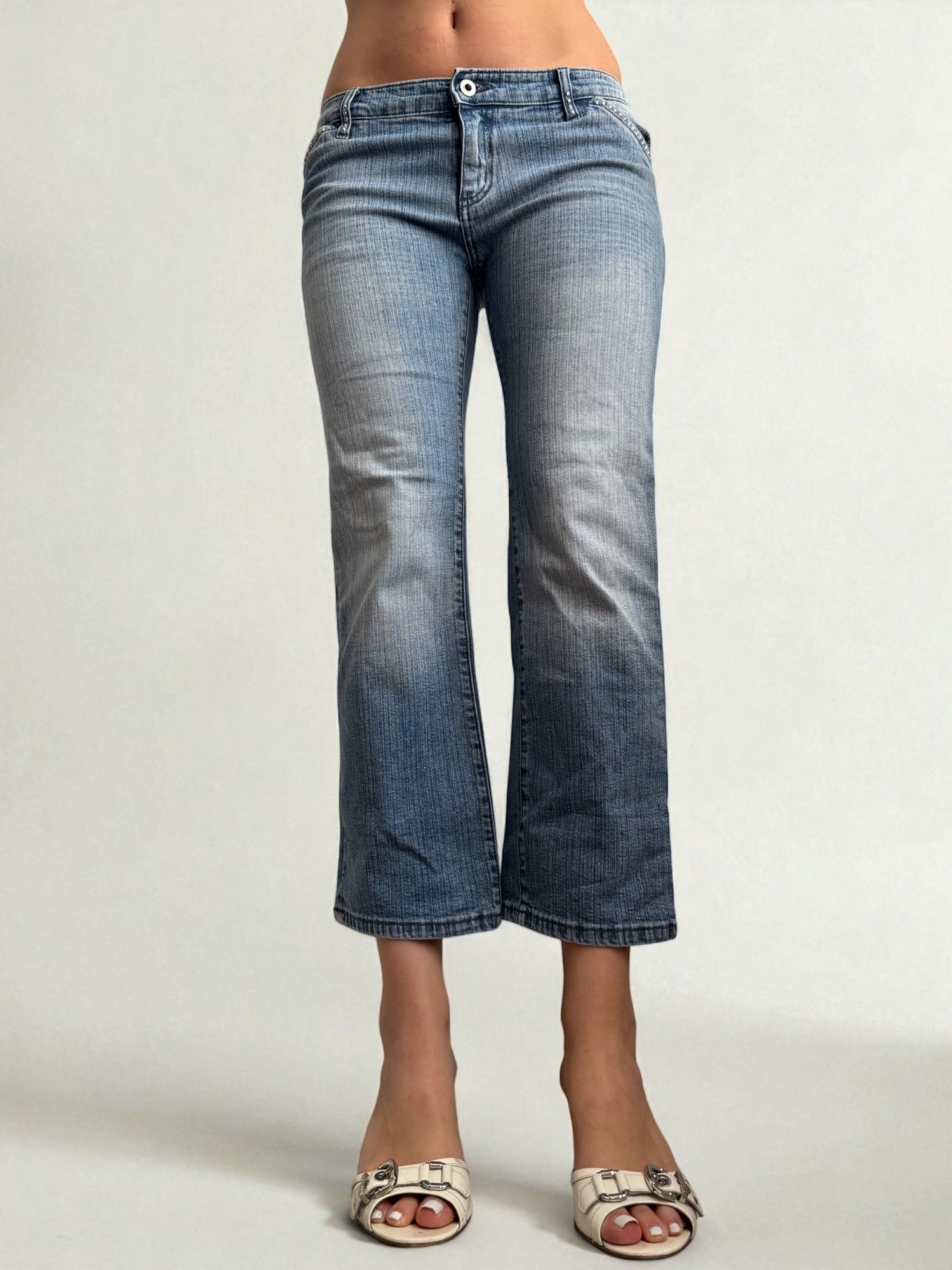 Blue denim butterfly low waist capri pants (S)