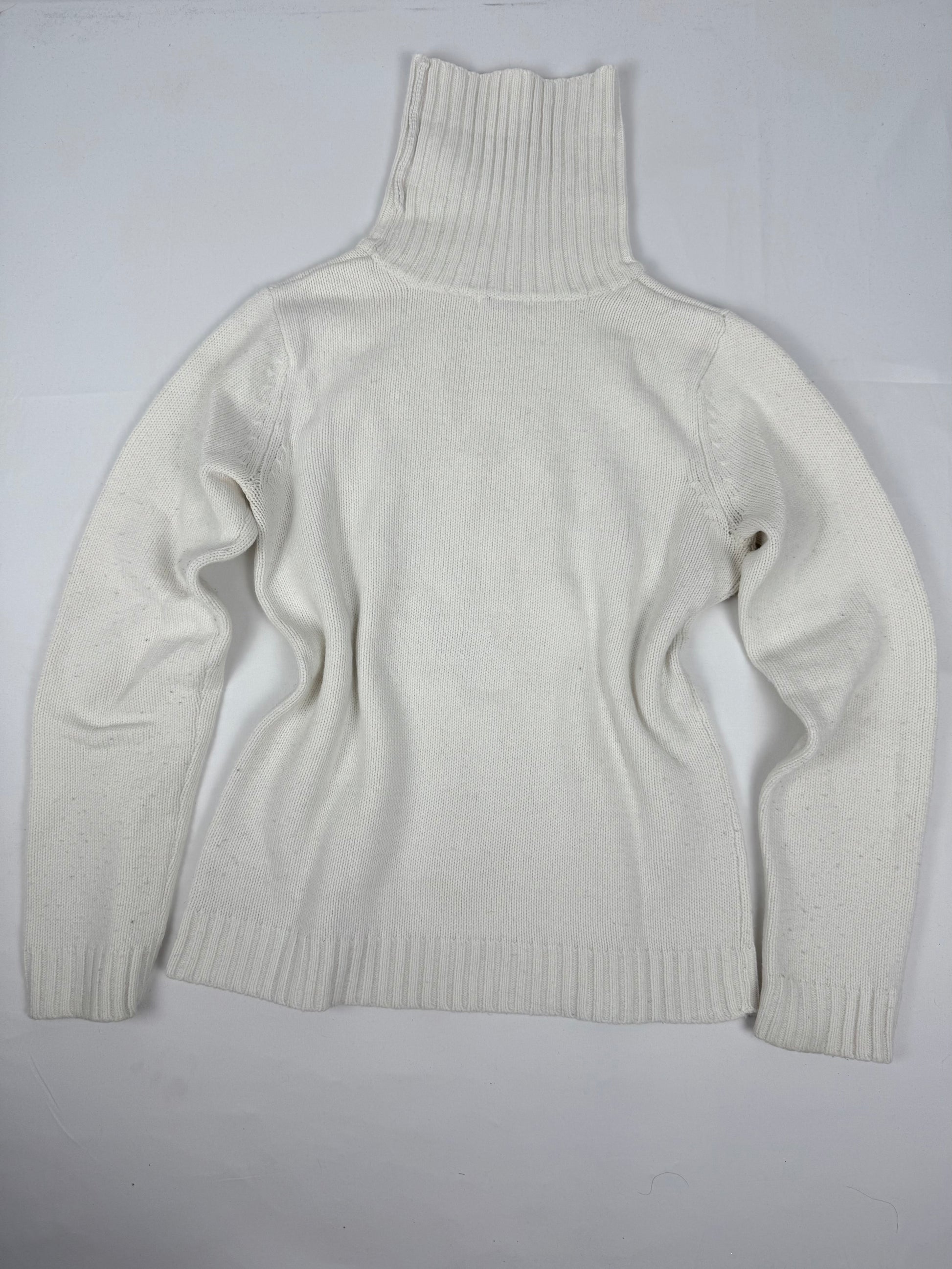 White turtleneck jumper (S/M)