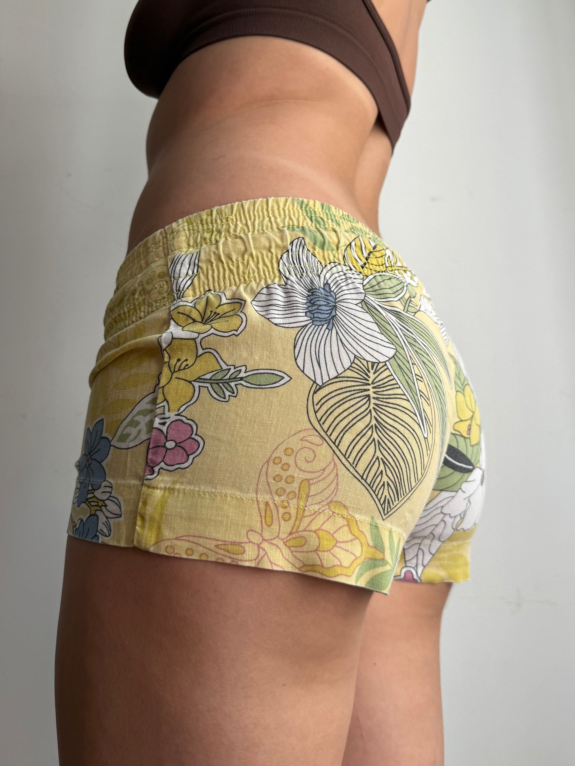 Yellow floral low rise mini short (XS/S)