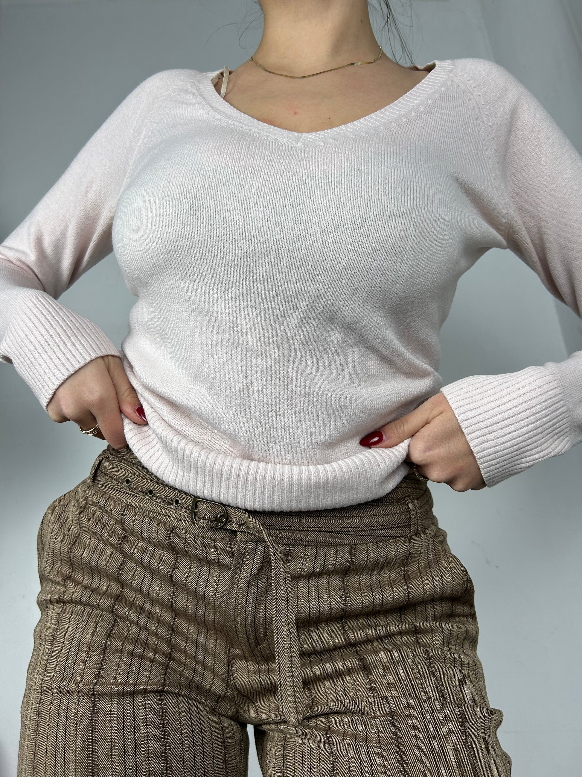 Light pink V neck  jumper (M)